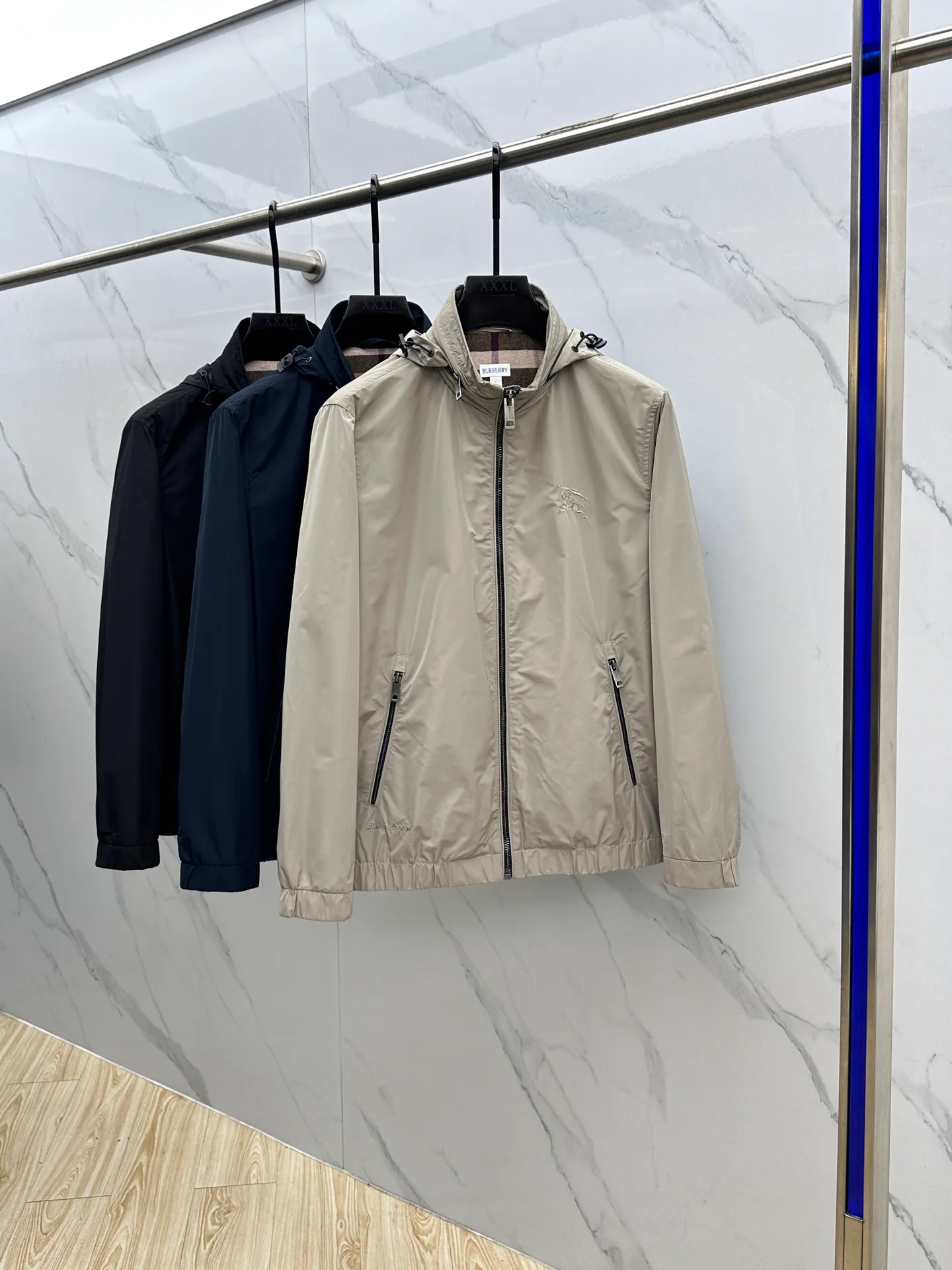 Men's Jackets And Down Jackets BURBERRY 18246780