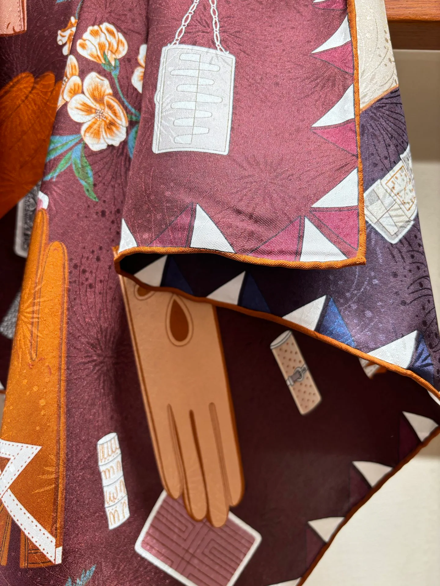 Silk Scarves HERMES 18093550
