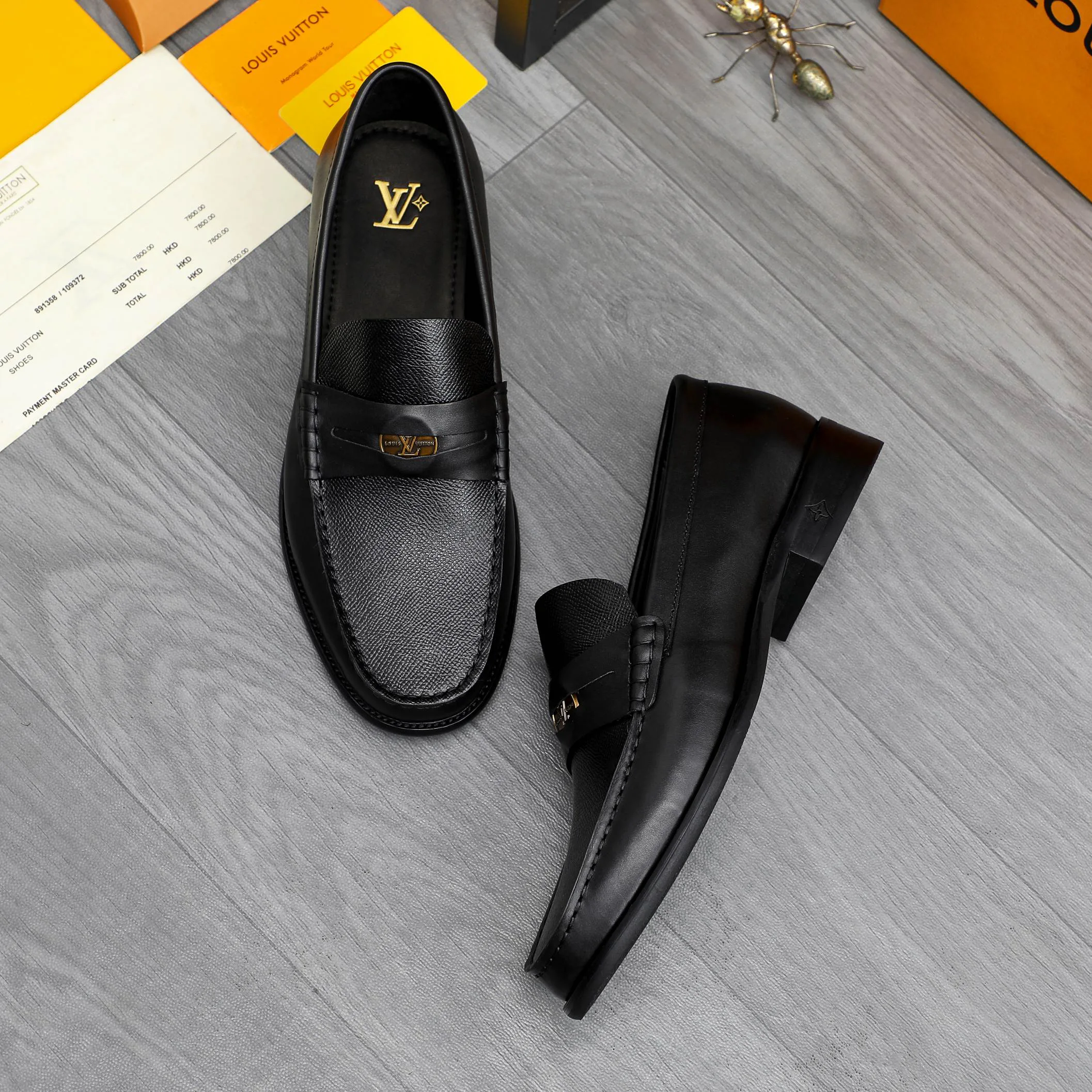 Men's Loafers And Dress Shoes LOUIS VUITTON 17812322