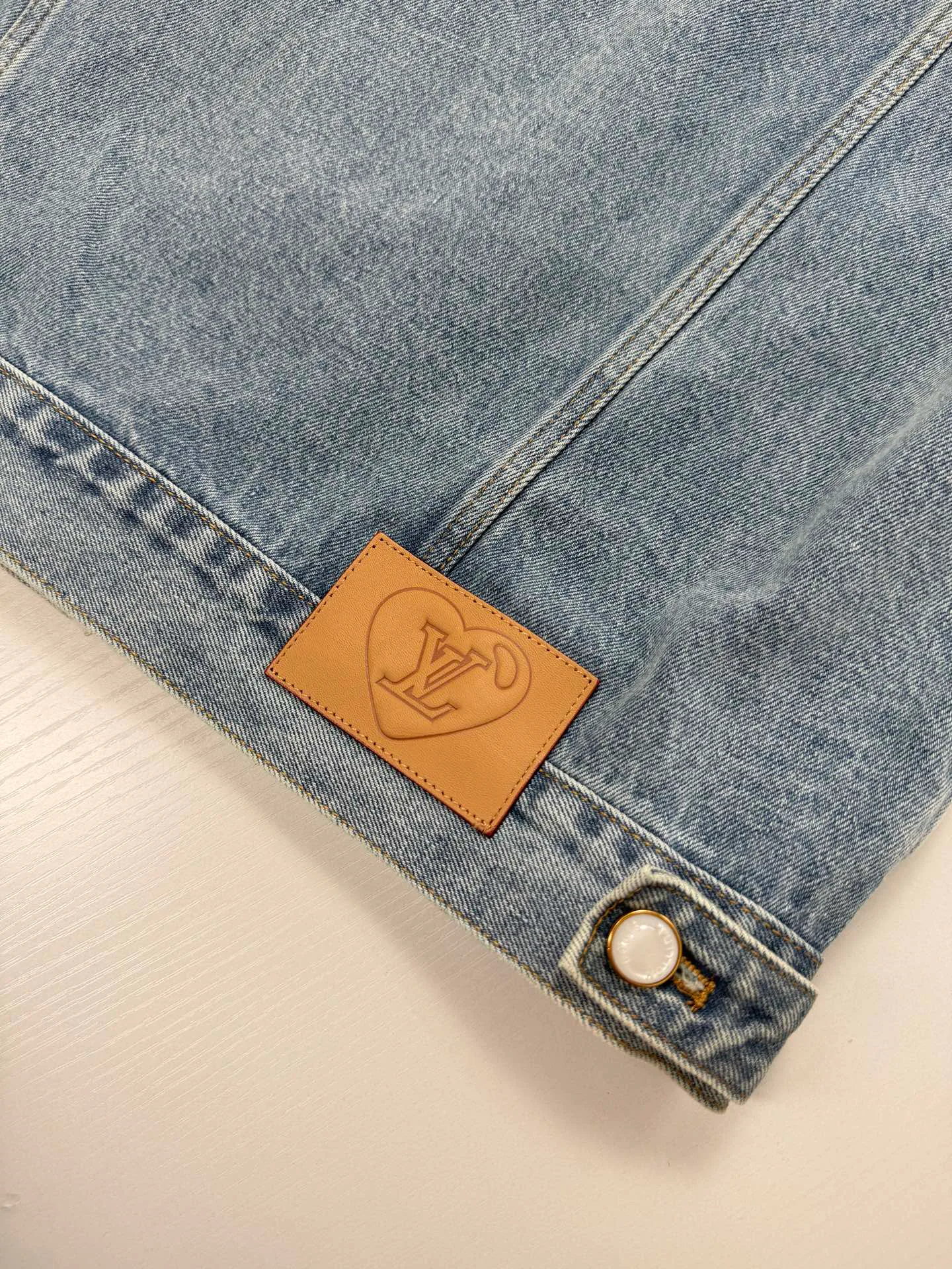 Men's Jackets And Down Jackets LOUIS VUITTON 18389073