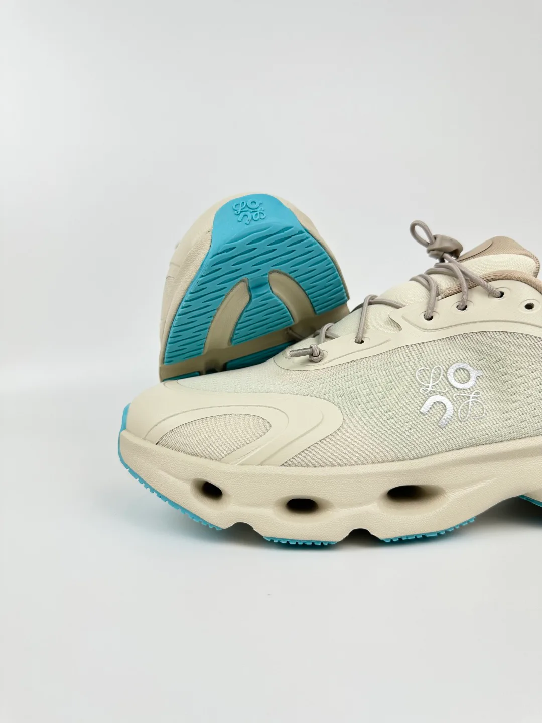 Women's Sneakers LOEWE 18101035