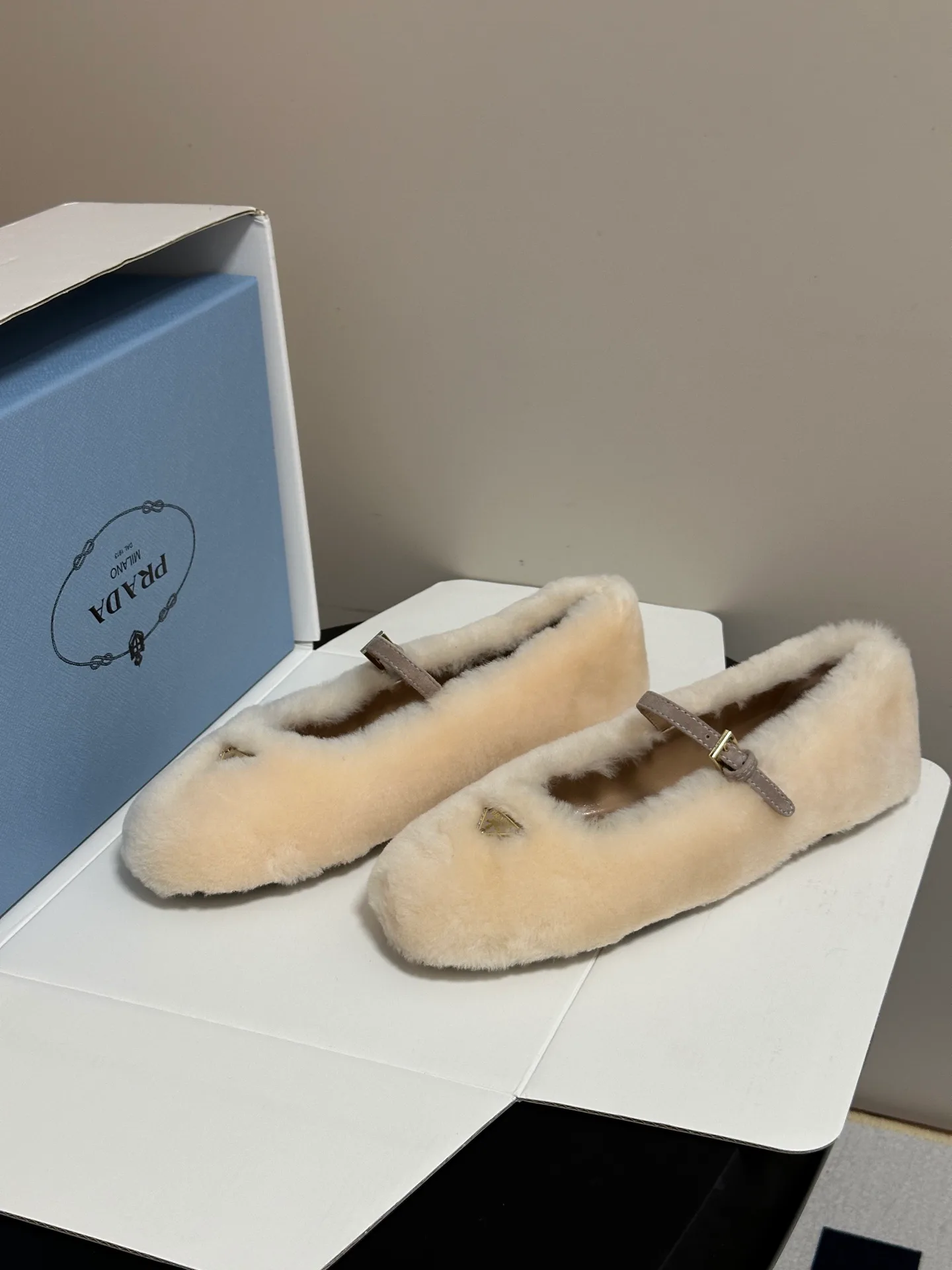 Women's Ballet Flats PRADA 18049704