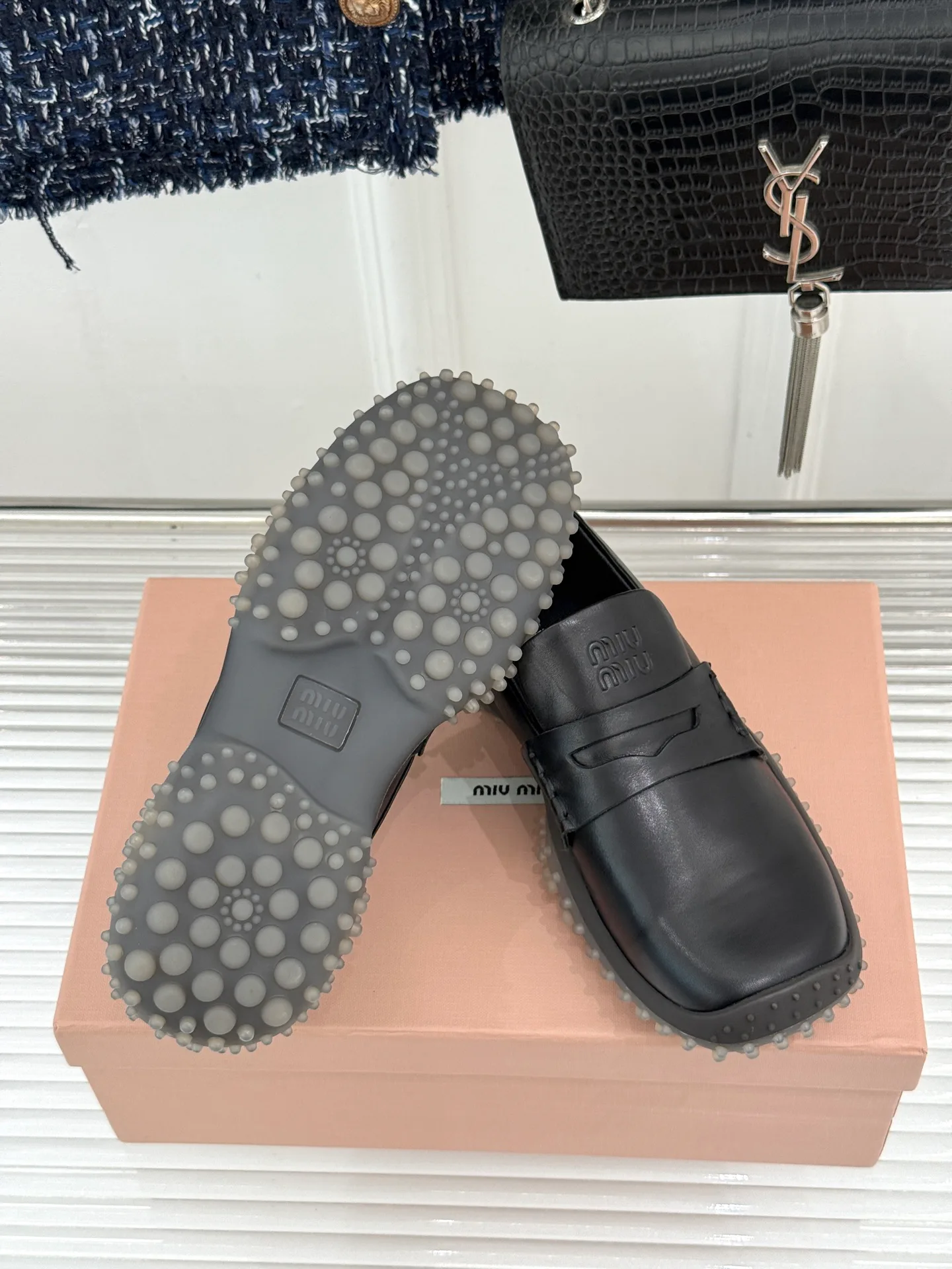 Women's Loafers And Moccasins MIU MIU 17646506