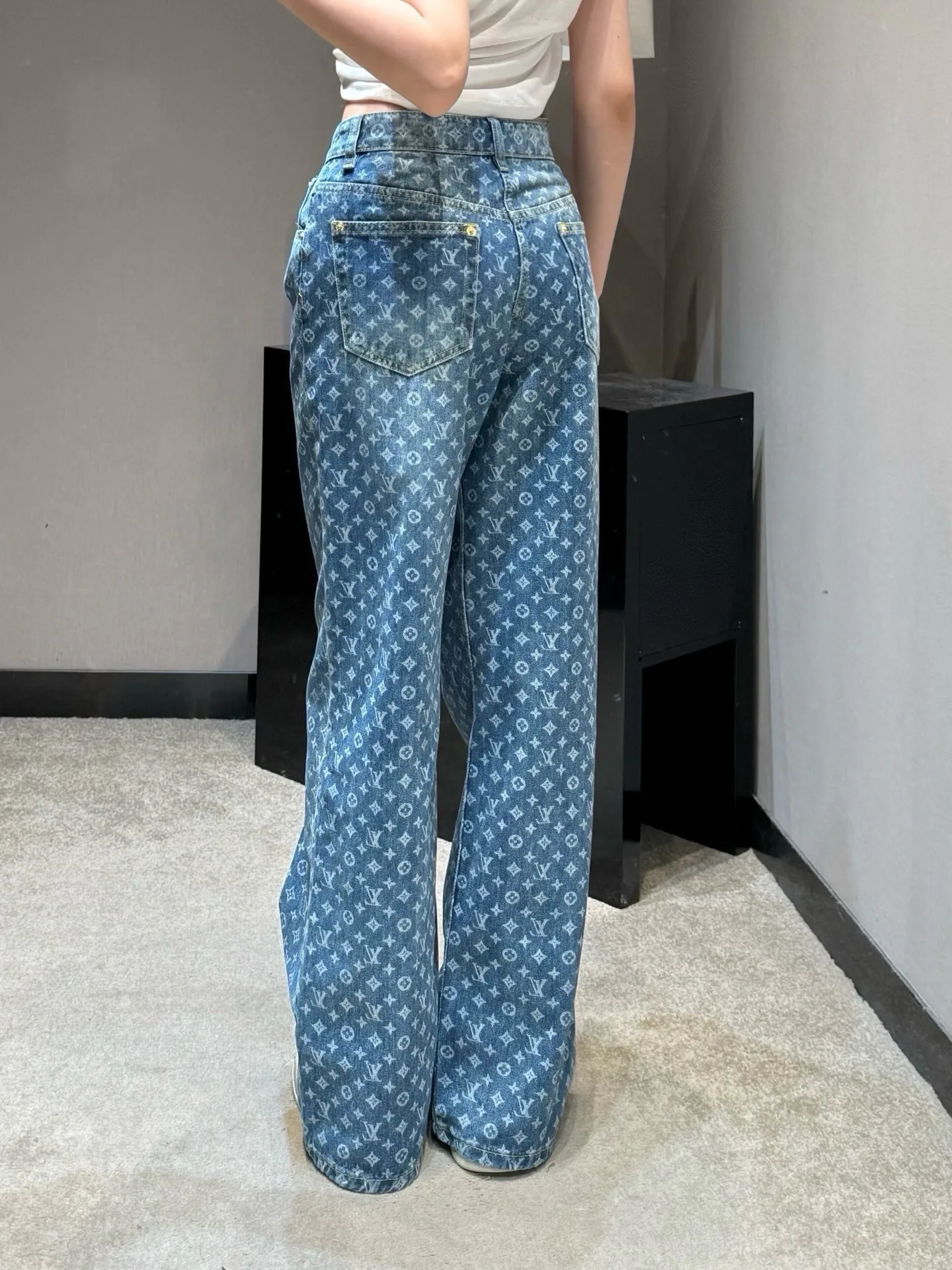 Women's Jeans LOUIS VUITTON 17805747