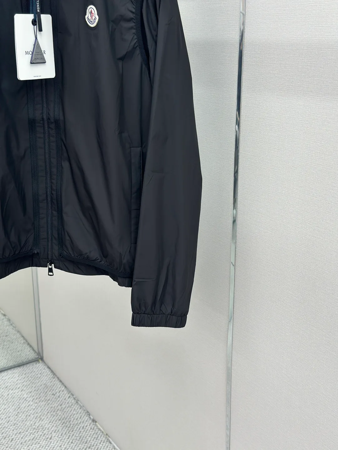 Men's Jackets And Down Jackets MONCLER 17468332