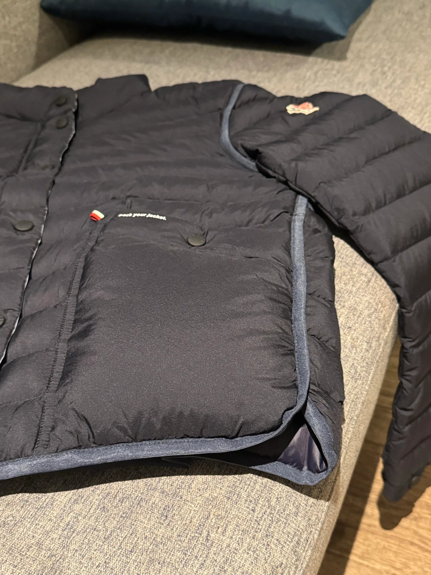 Women's Jackets And Down Jackets MONCLER 17806454