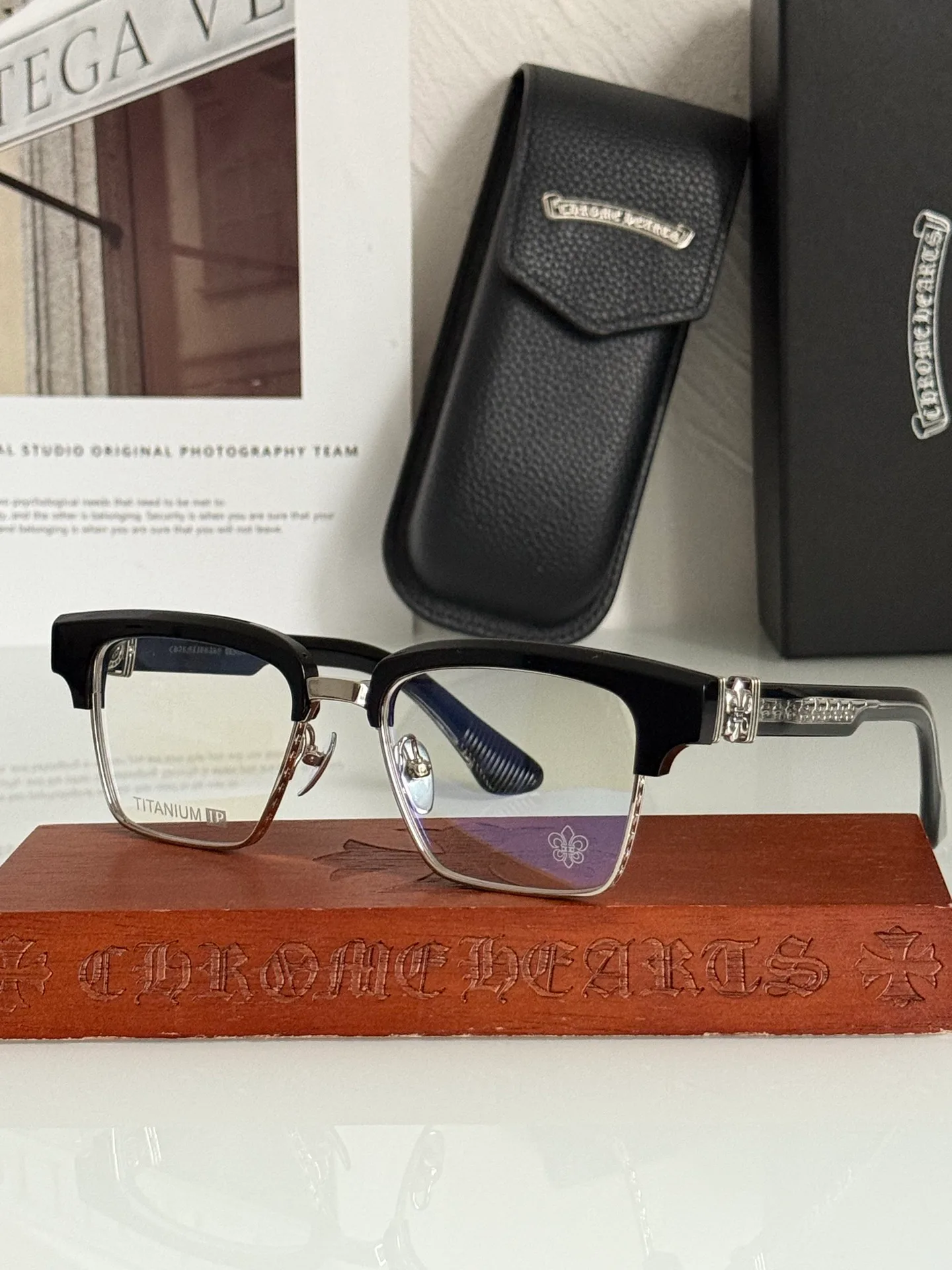 Glasses CHROME HEARTS 17565409