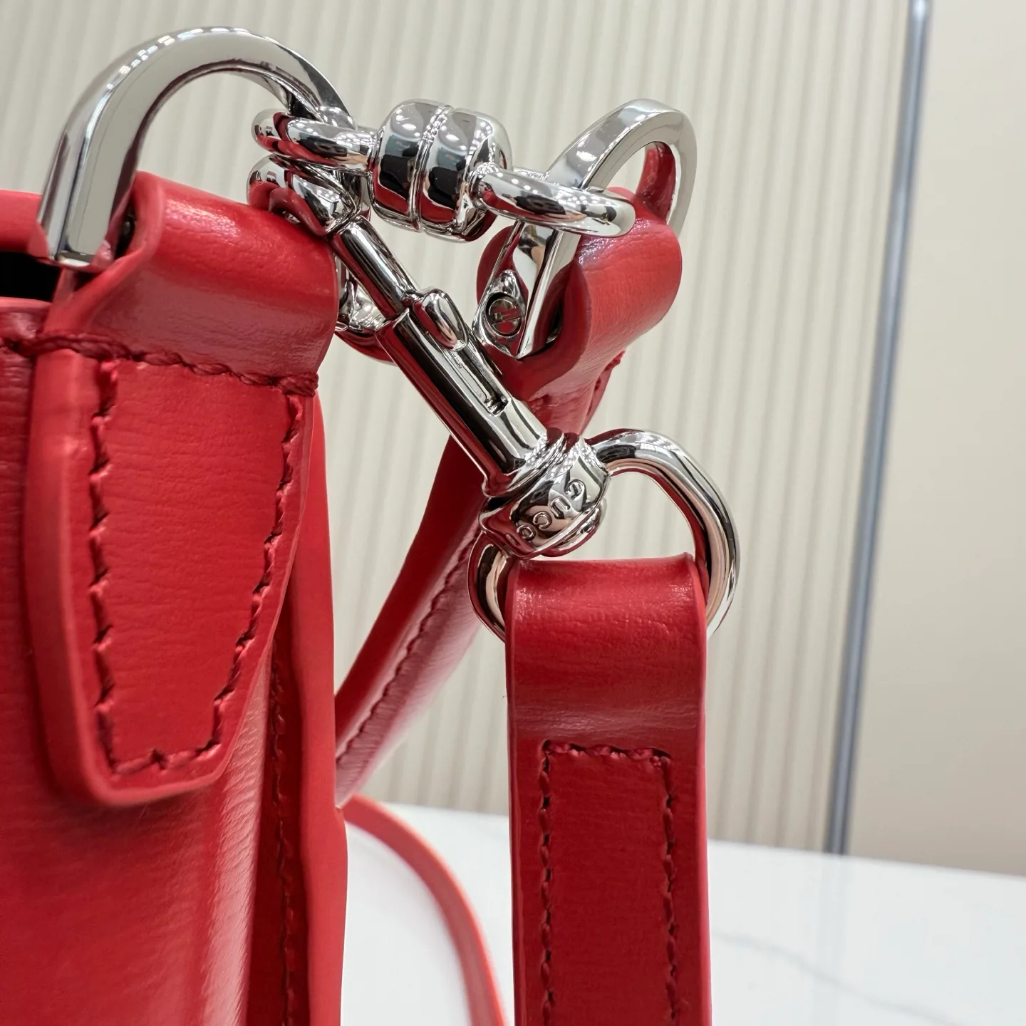 Women's Classic Handbags GUCCI 17947731