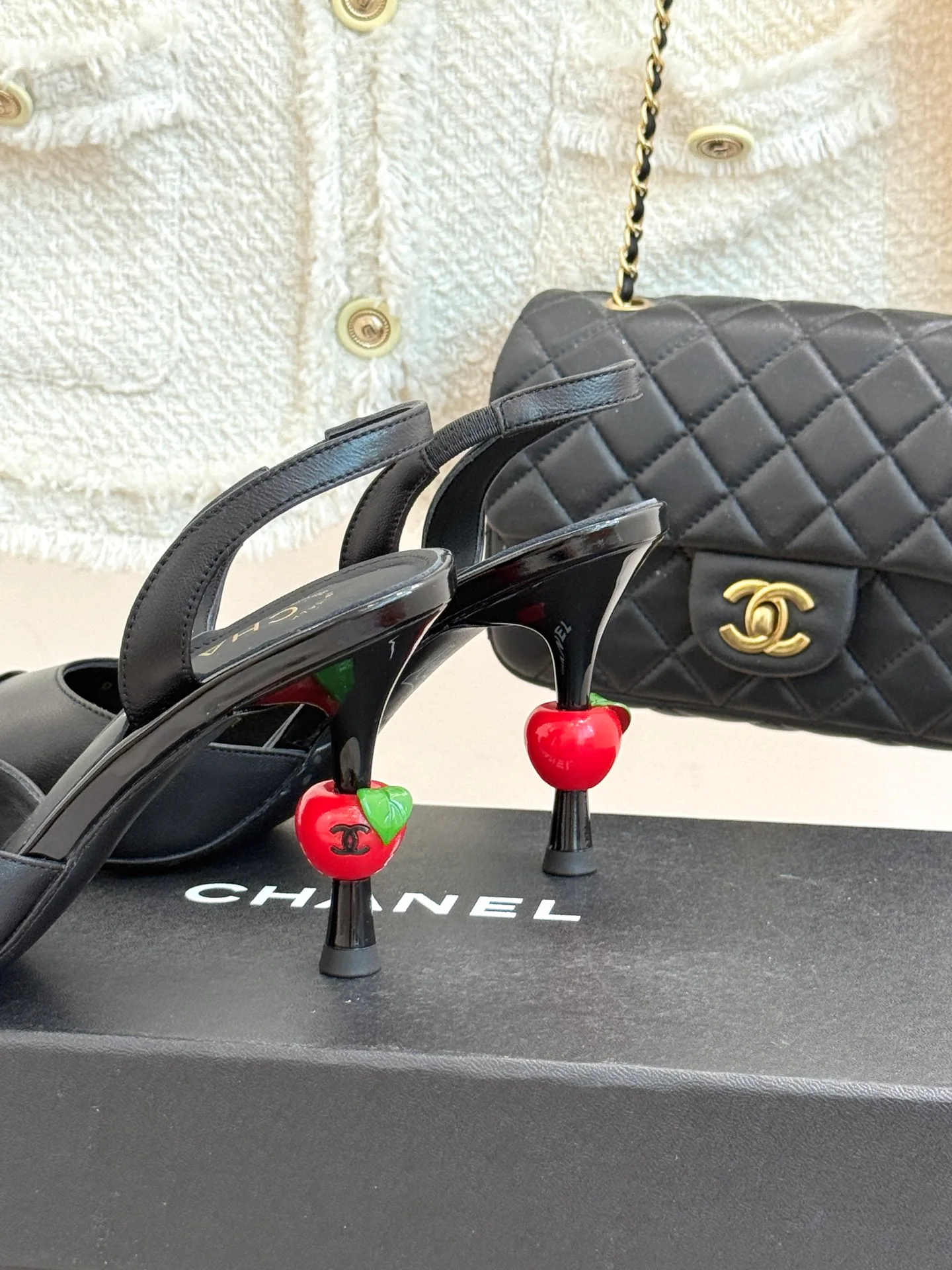 Women's Open-Toe Sandals CHANEL 17425308
