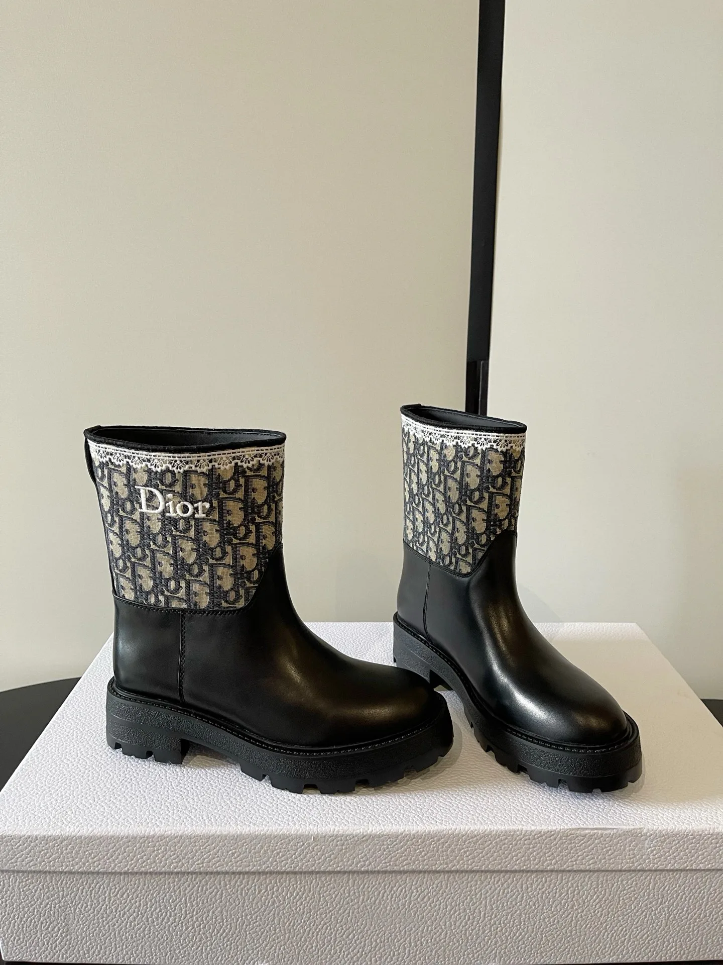 Women's Ankle Boots CHRISTIAN DIOR 18234942