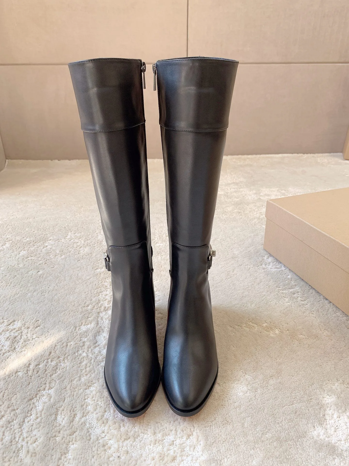 Women's Boots CHRISTIAN LOUBOUTIN 17962834