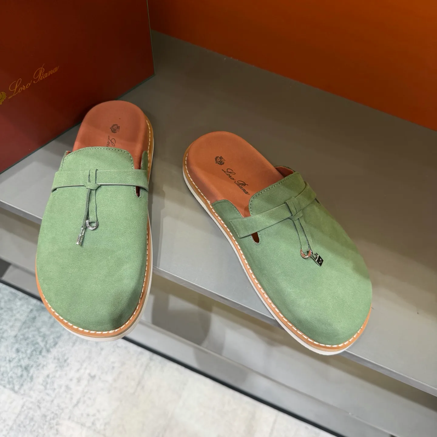 Women's Mules And Clogs LORO PIANA 18400756