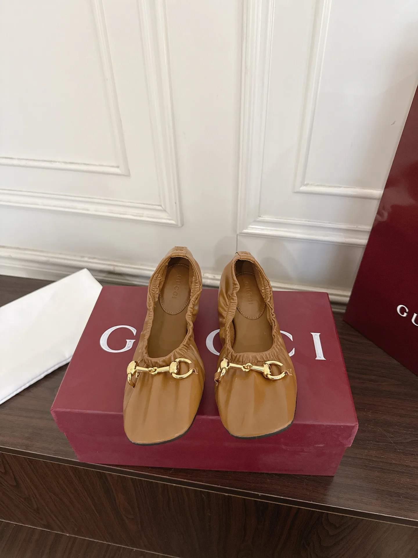 Women's Ballet Flats GUCCI 17801553