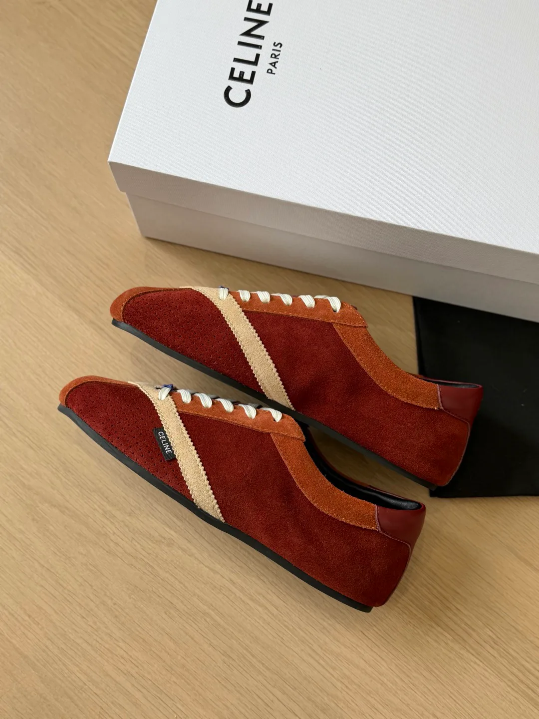 Women's Sneakers CELINE 18224055