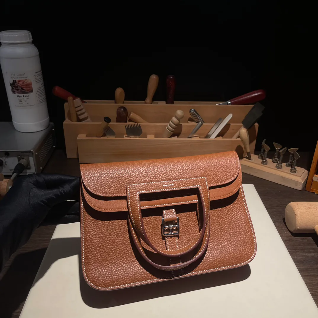 Women's Classic Handbags HERMES 17822129