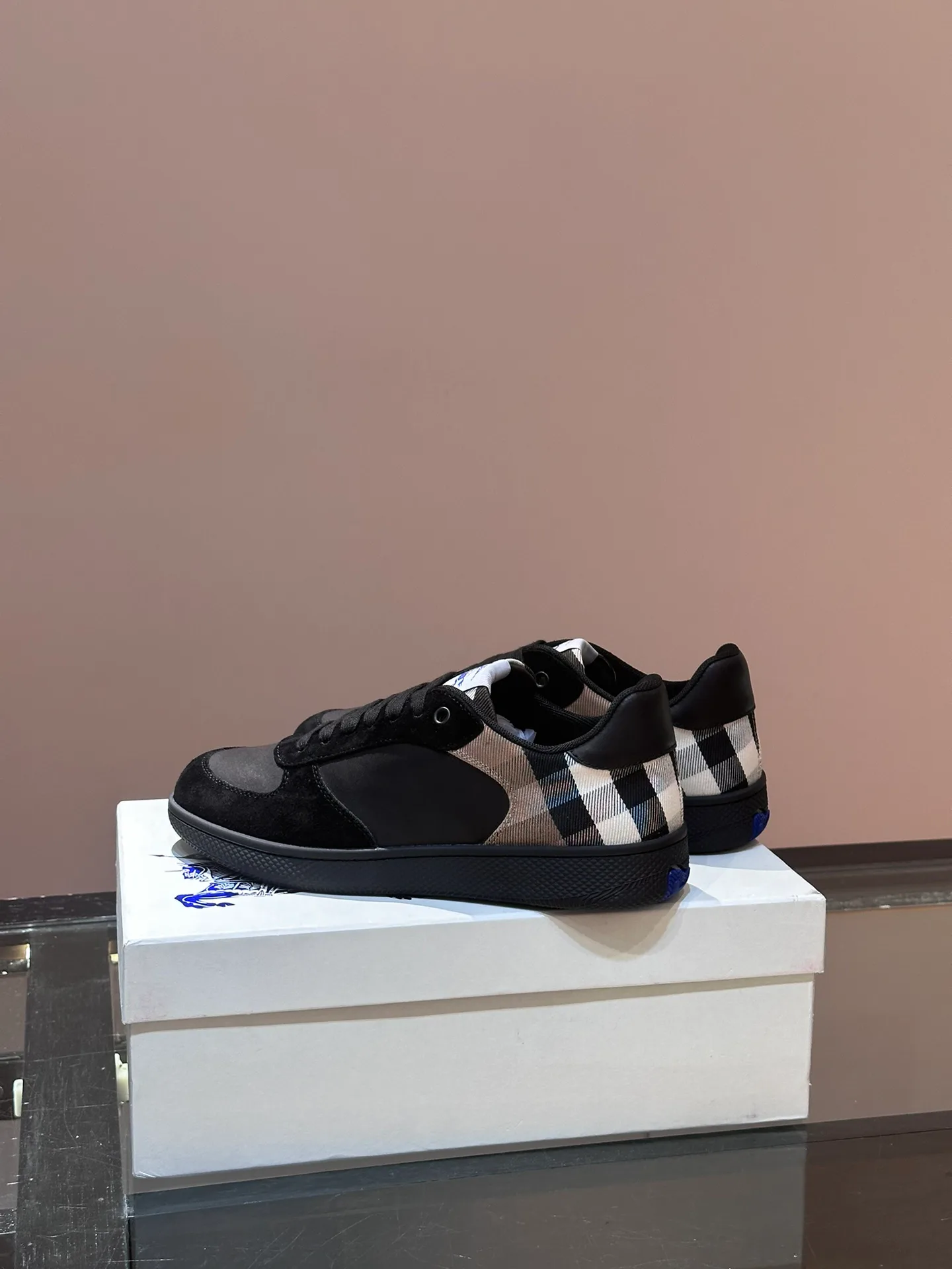 Men's Sneakers BURBERRY 18169771