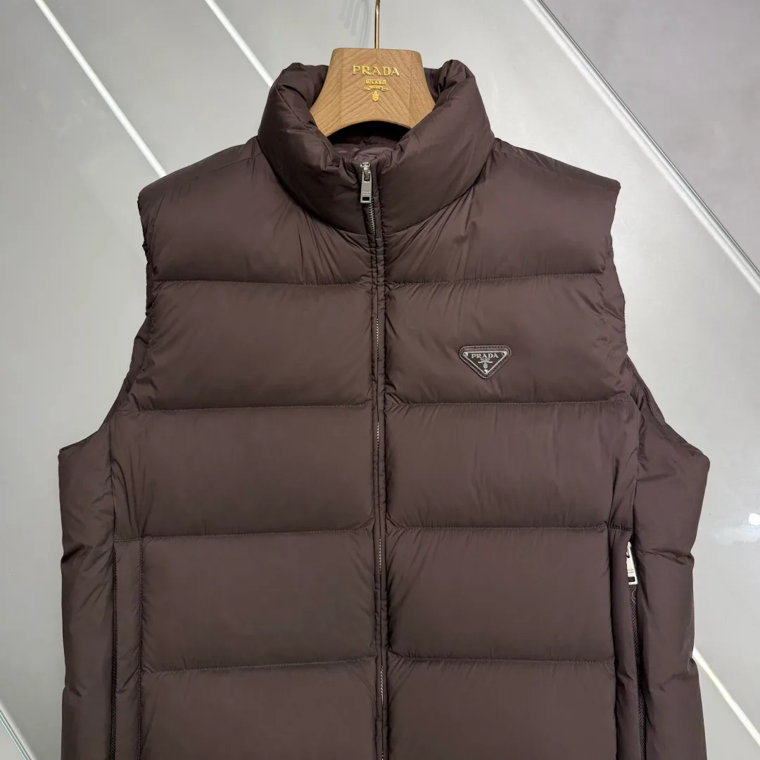 Жилеты Мужские Prada 18680243