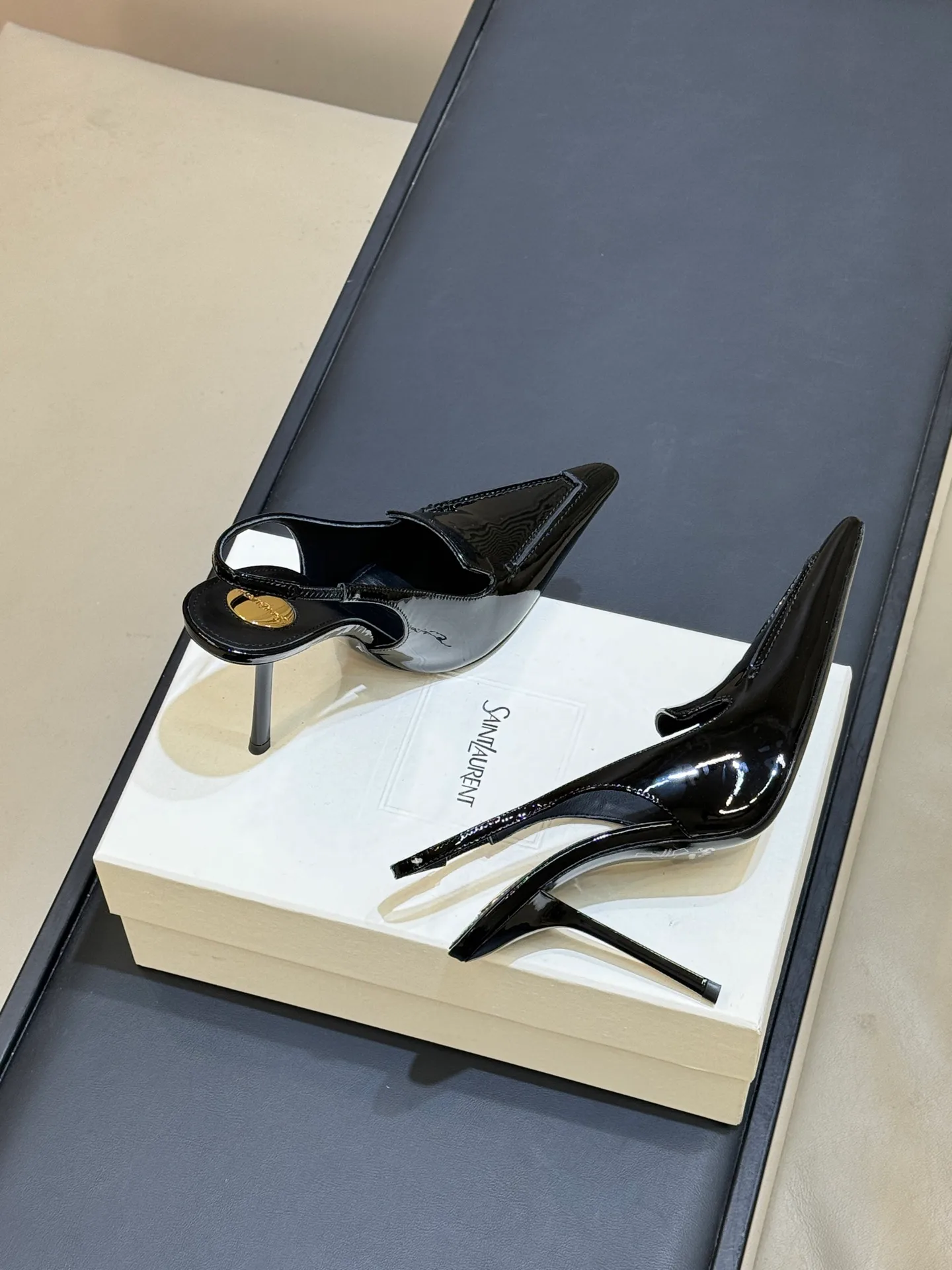 Women's Heels SAINT LAURENT 18073371