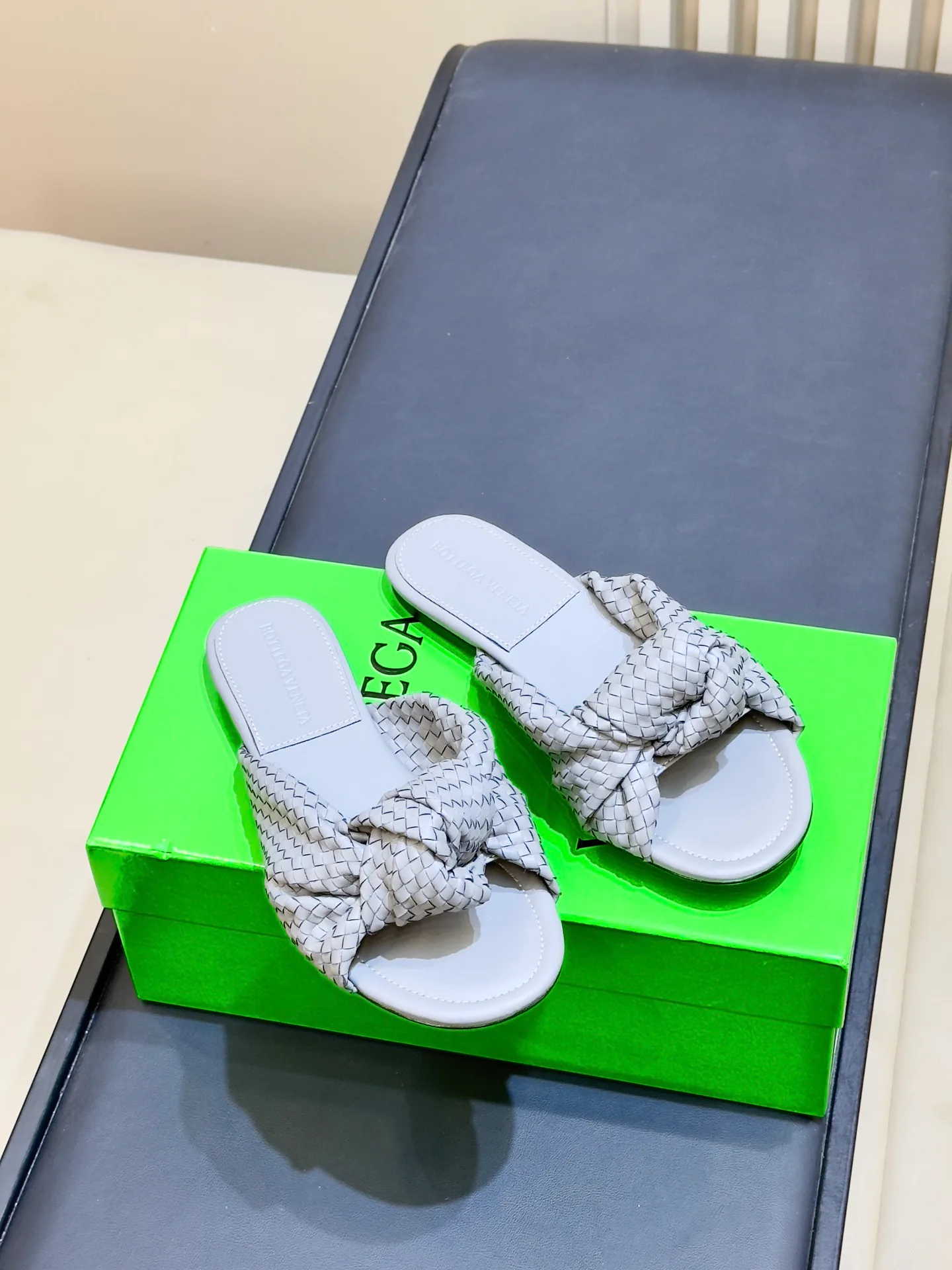 Women's Mules And Clogs BOTTEGA VENETA 18073352