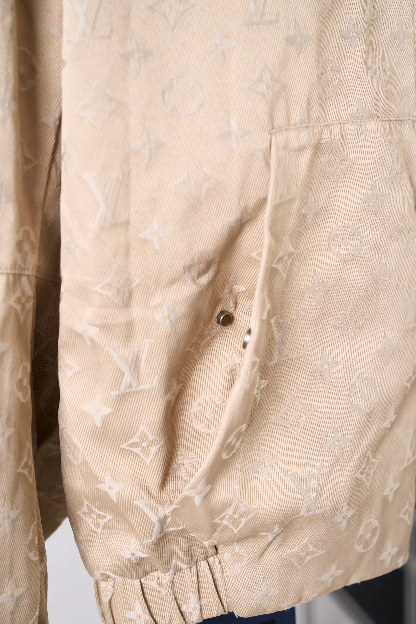 Men's Jackets And Down Jackets LOUIS VUITTON 18178834