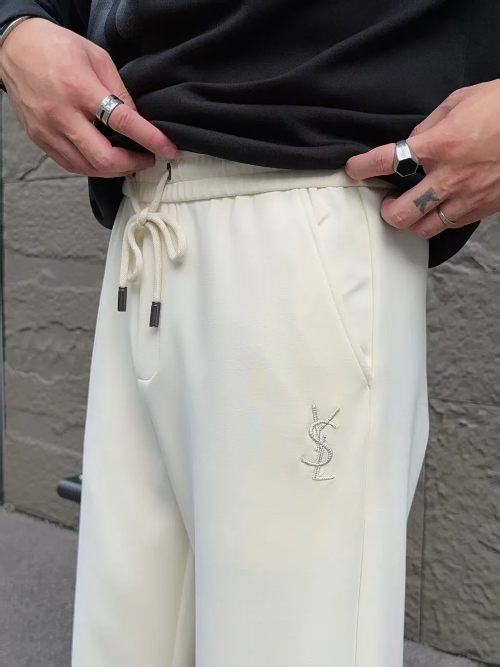 Women's Trousers SAINT LAURENT 18178468