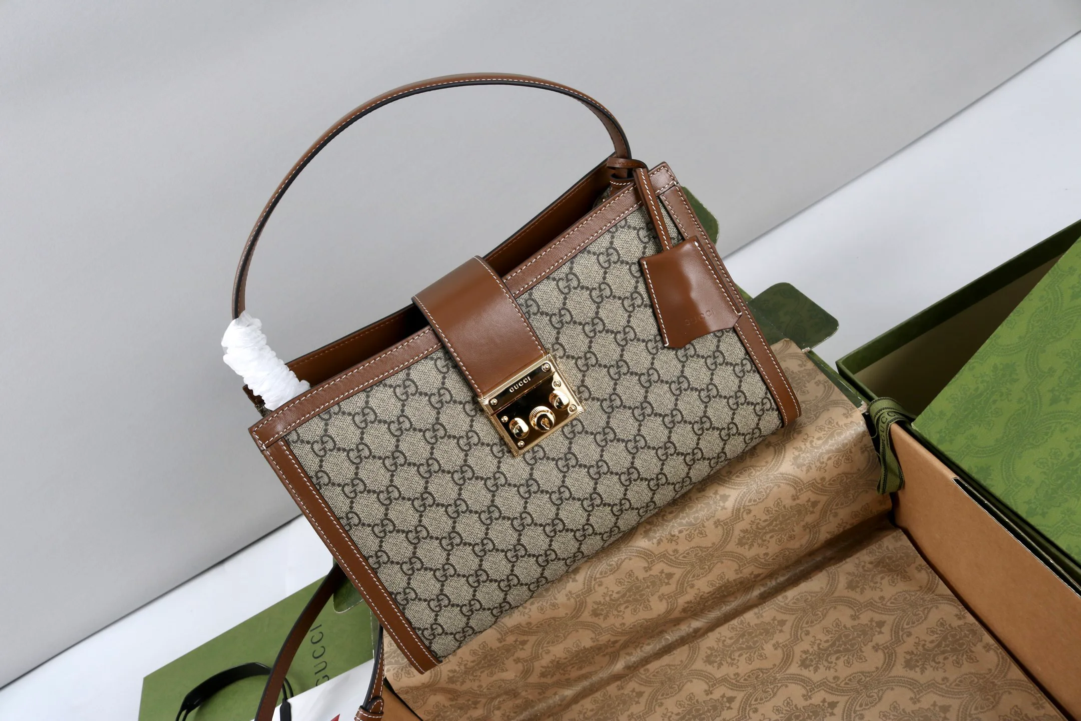 Women's Classic Handbags GUCCI 18361916