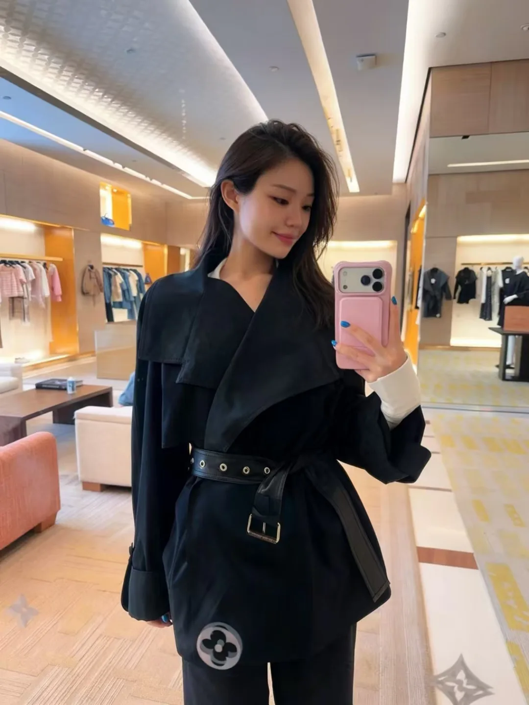 Women's Trench Coats LOUIS VUITTON 18479346