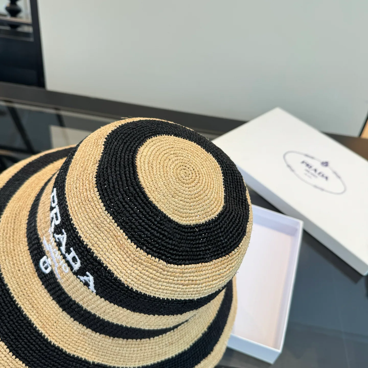 Hats PRADA 17350065