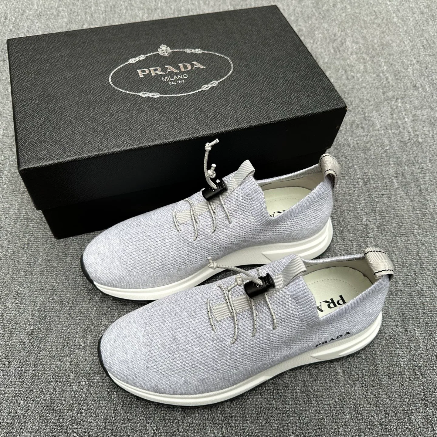Men's Sneakers PRADA 18076299
