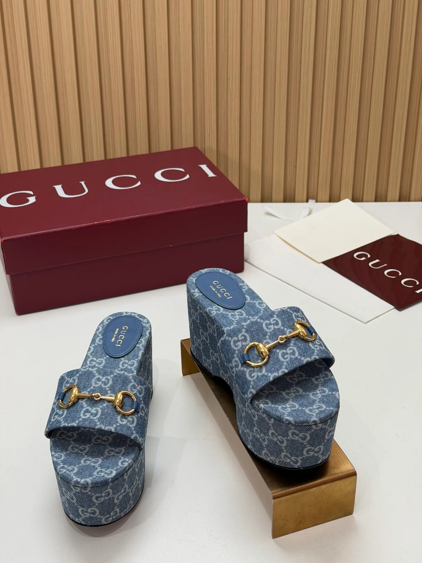 Women's Open-Toe Sandals GUCCI 17631672