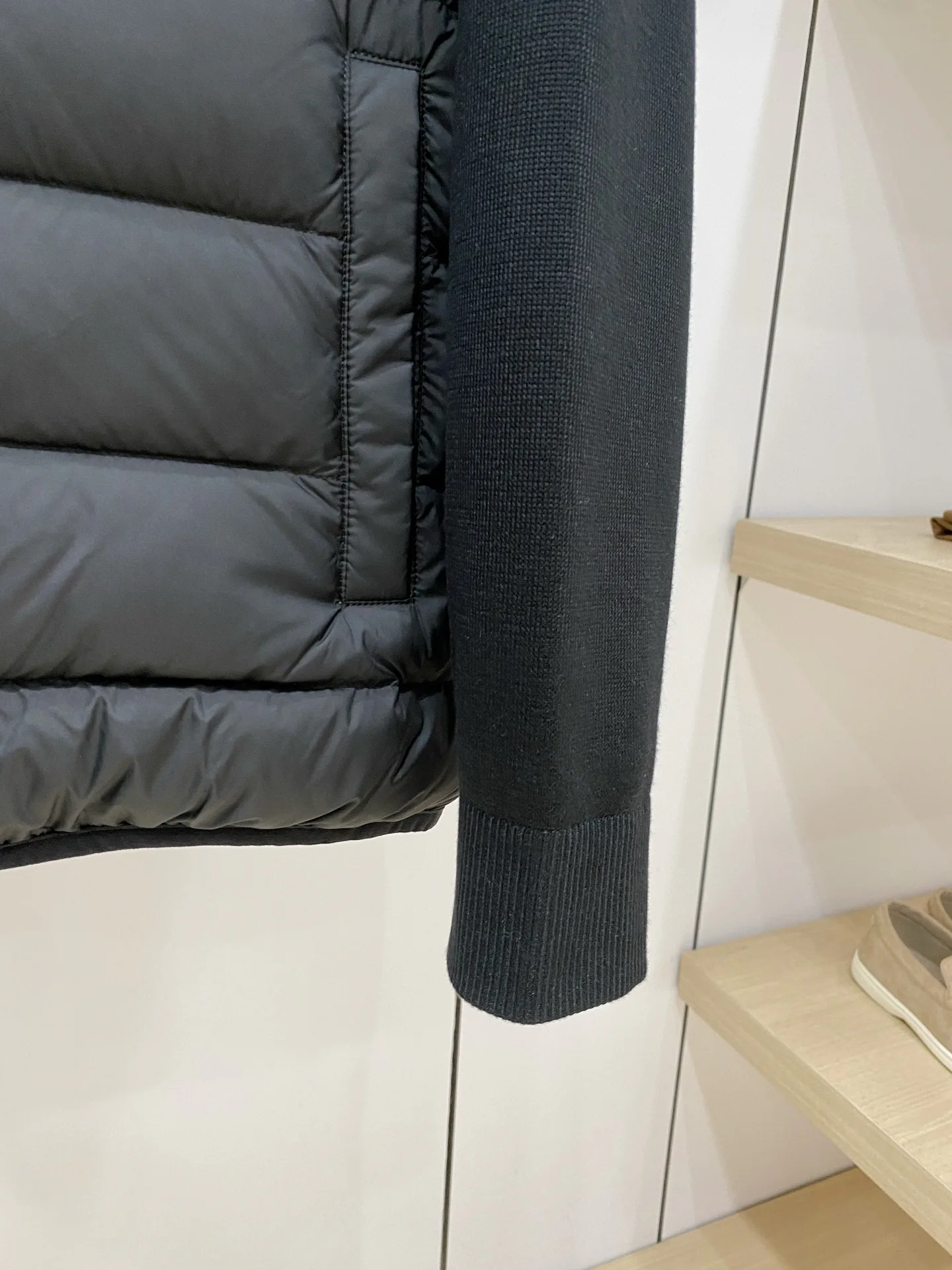 Куртки И Пуховики Мужские Moncler 18596327