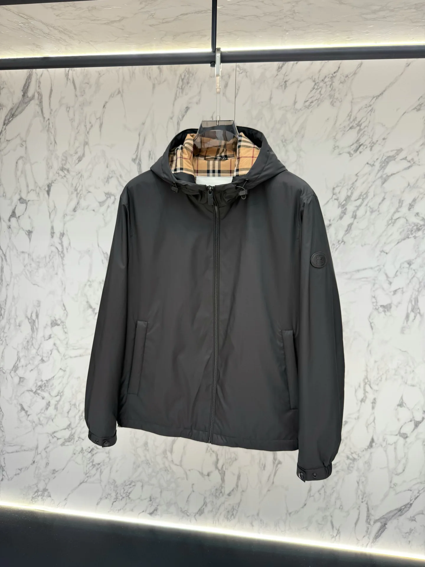 Women's Jackets And Down Jackets BURBERRY 17944118