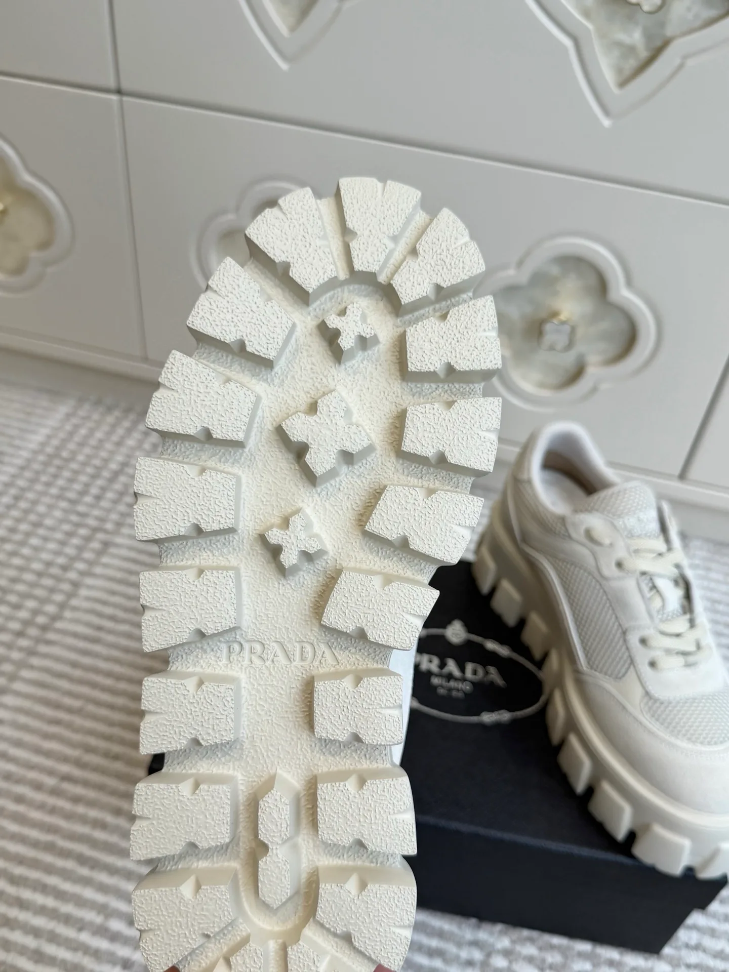 Women's Sneakers PRADA 18261280