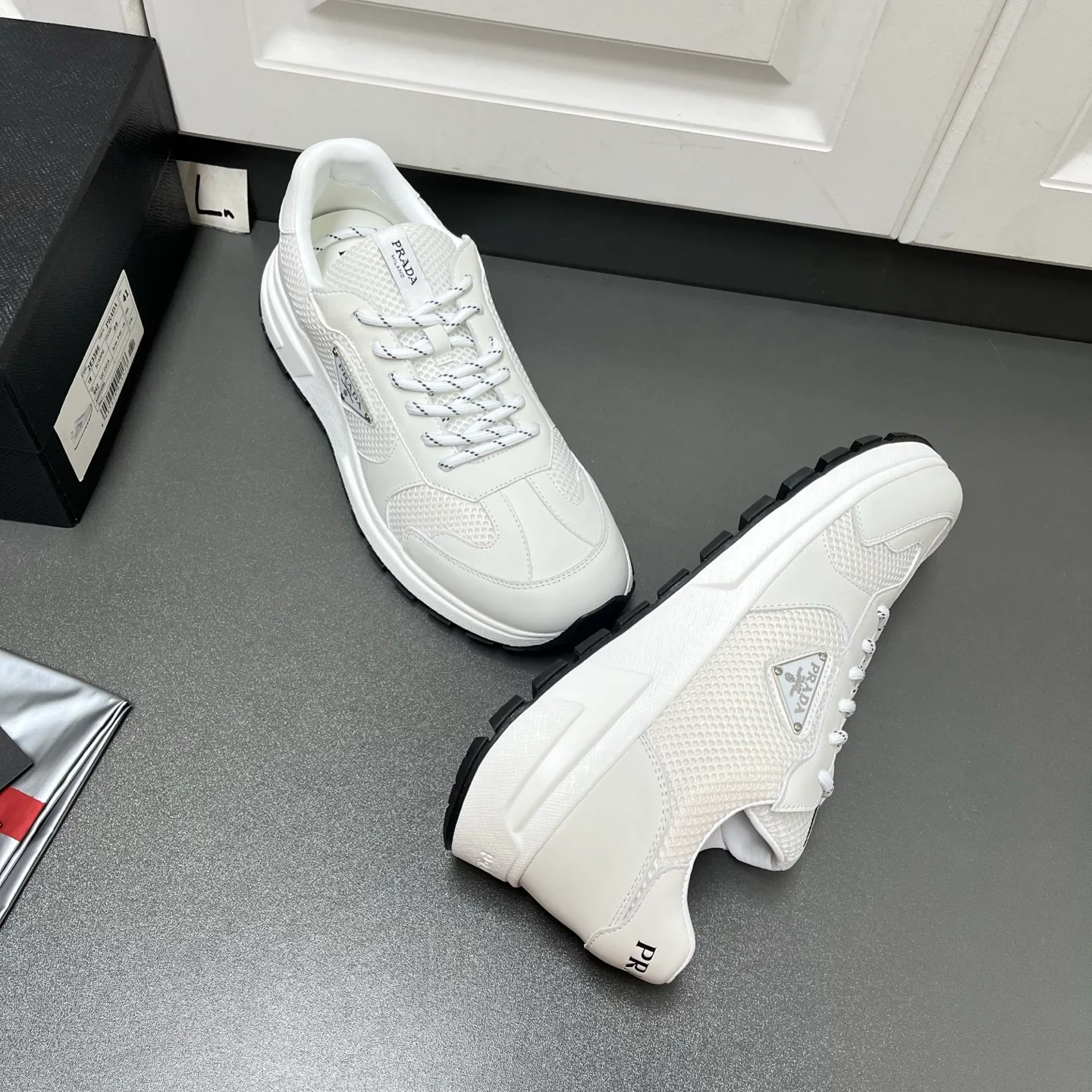 Men's Sneakers PRADA 17636532