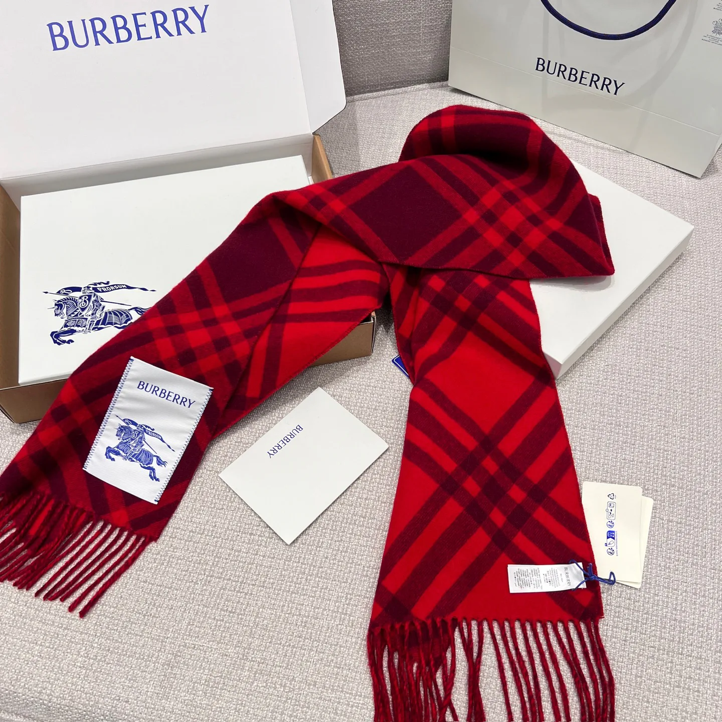 Scarves BURBERRY 17945507