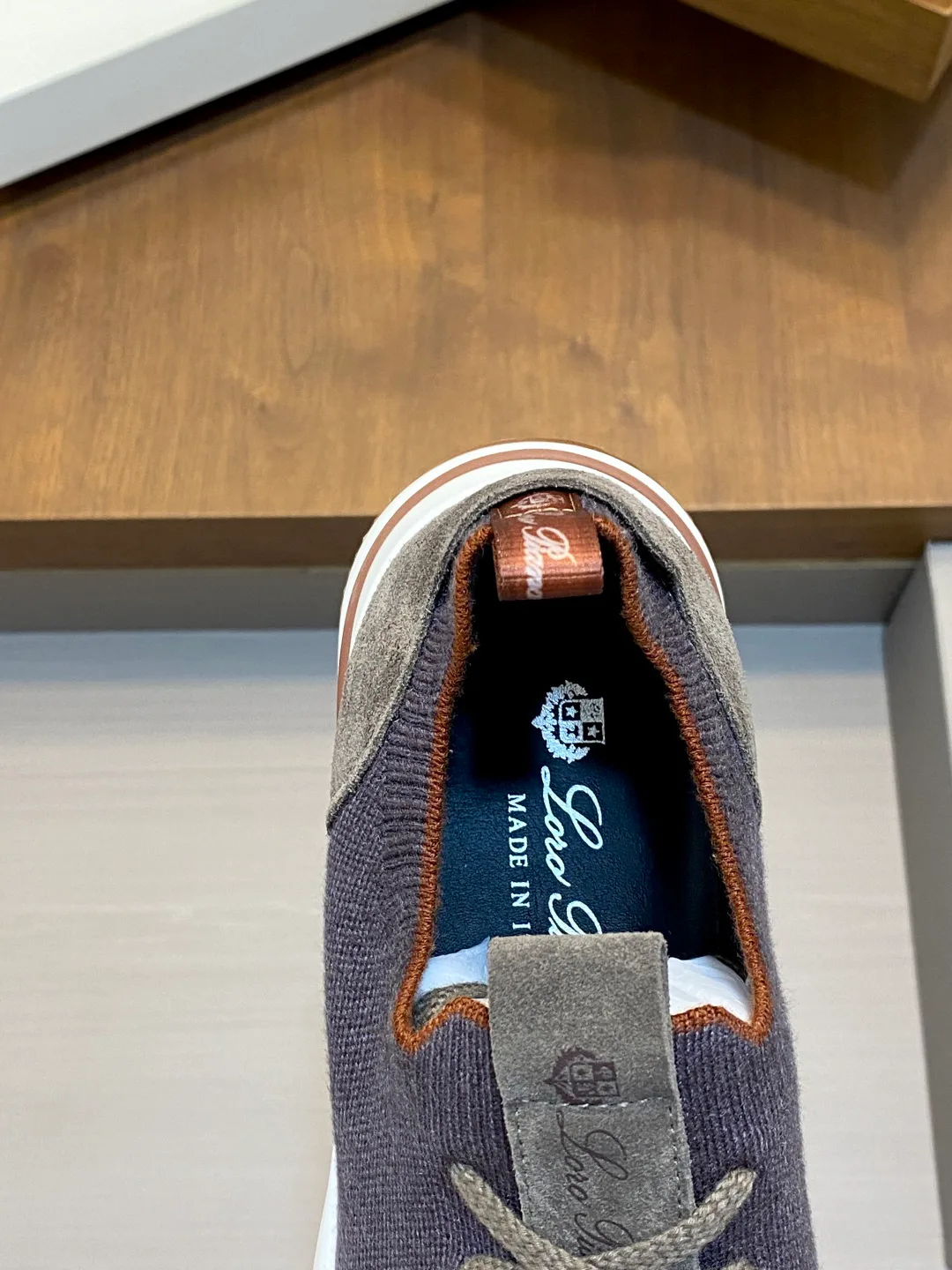 Men's Sneakers LORO PIANA 18100254