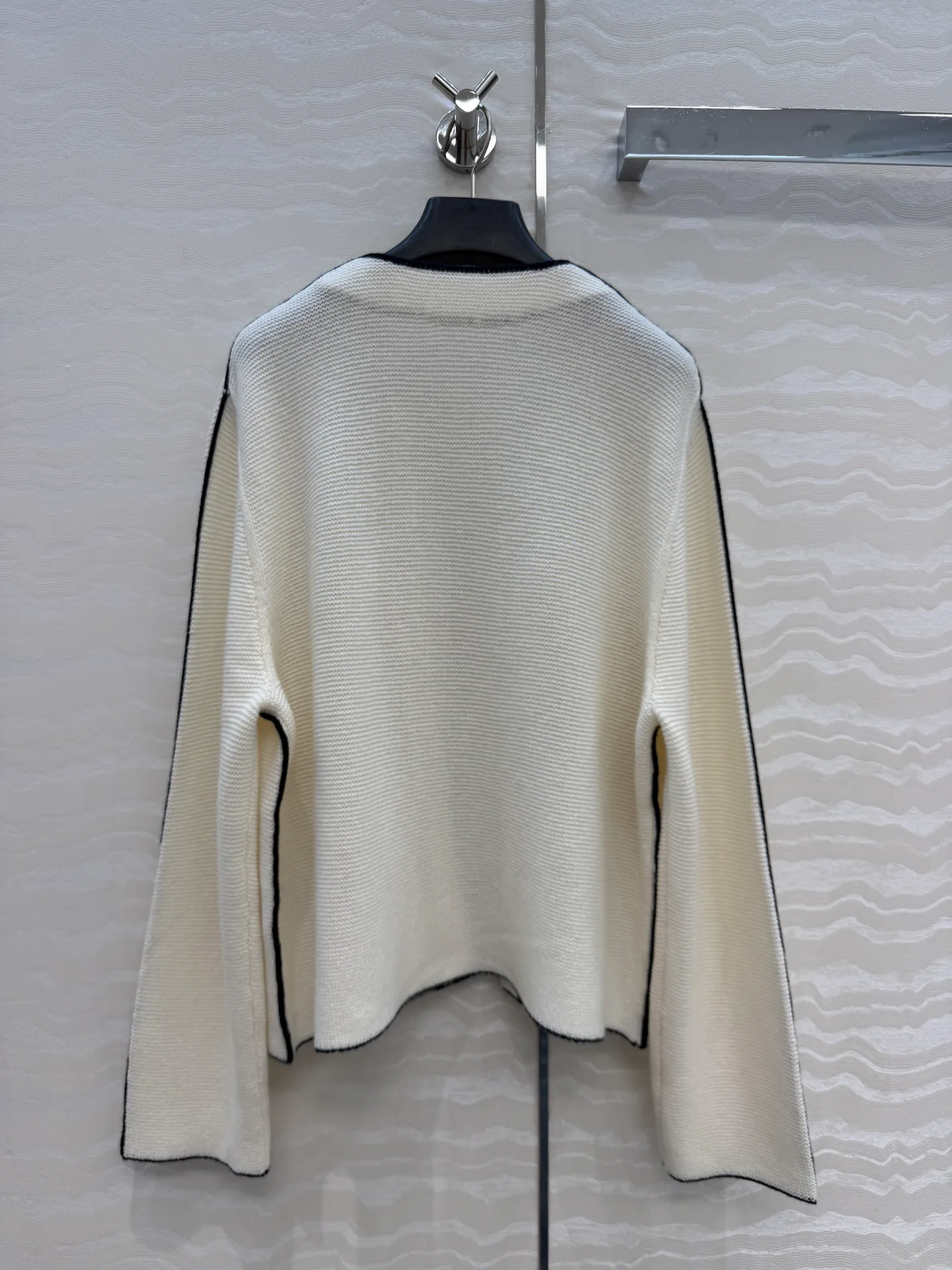 Women's Jumpers And Sweaters CHANEL 16918950