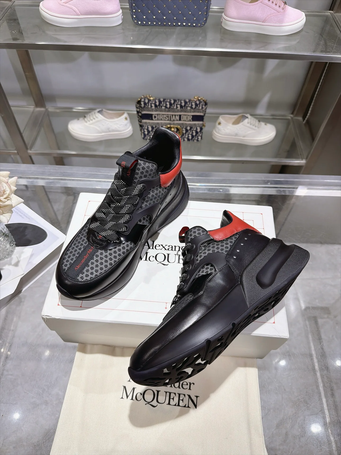 Men's Sneakers ALEXANDER MCQUEEN 18333222