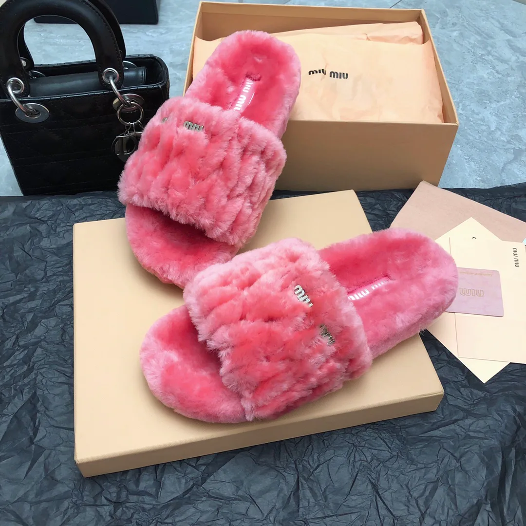 Women's Slippers MIU MIU 18005798