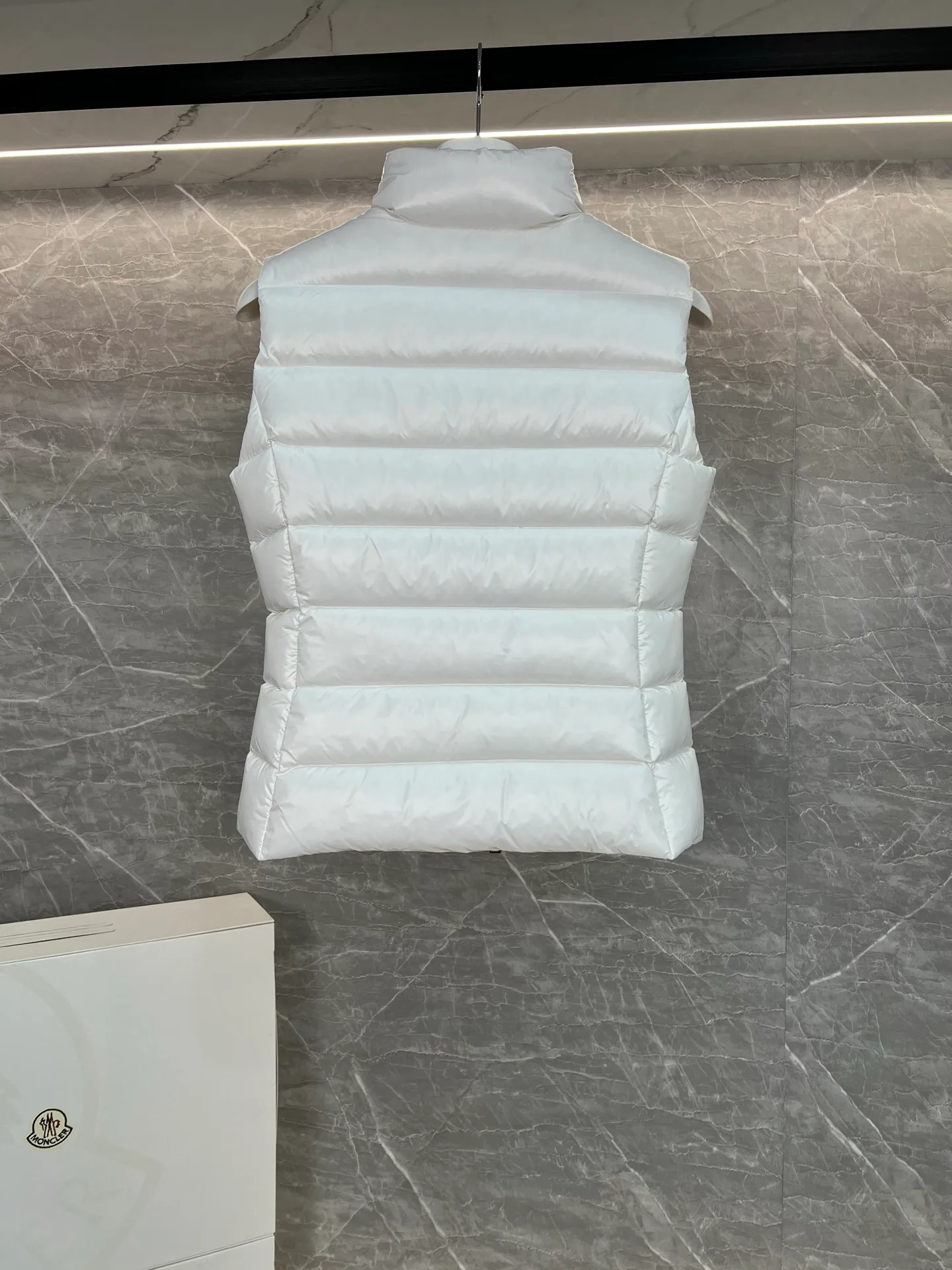 Women's Vests MONCLER 18111346
