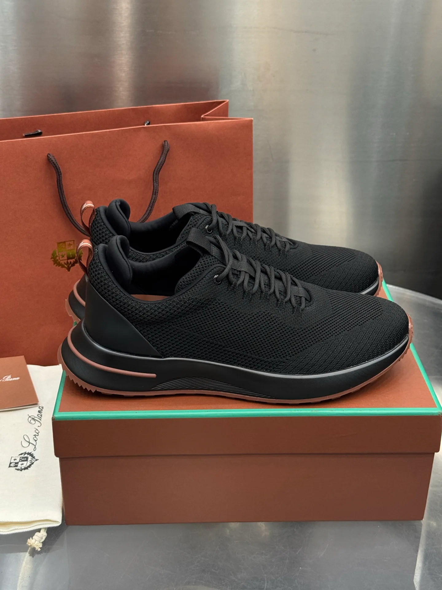 Men's Sneakers LORO PIANA 18202680