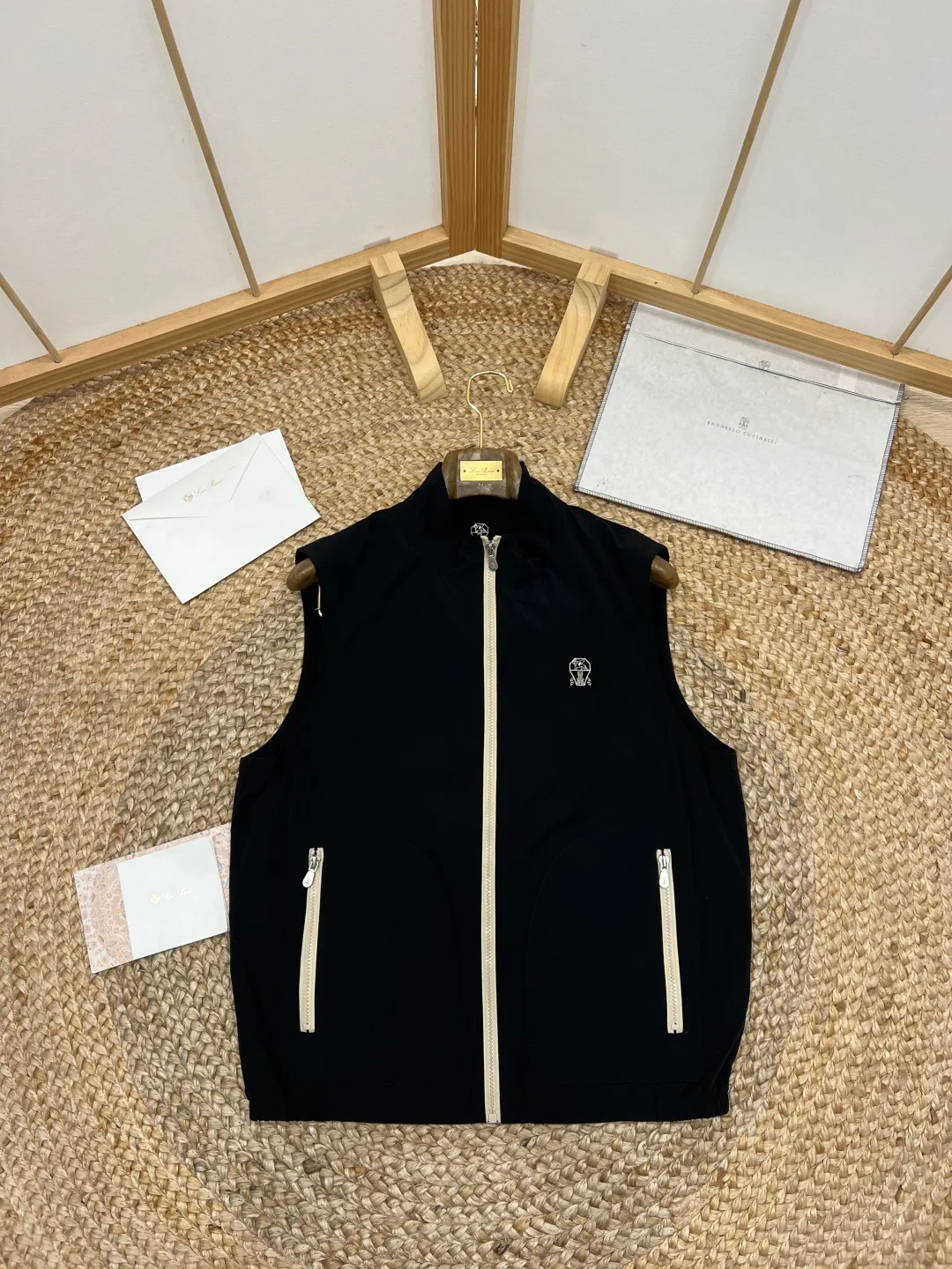 Men's Vests BRUNELLO CUCINELLI 18514004