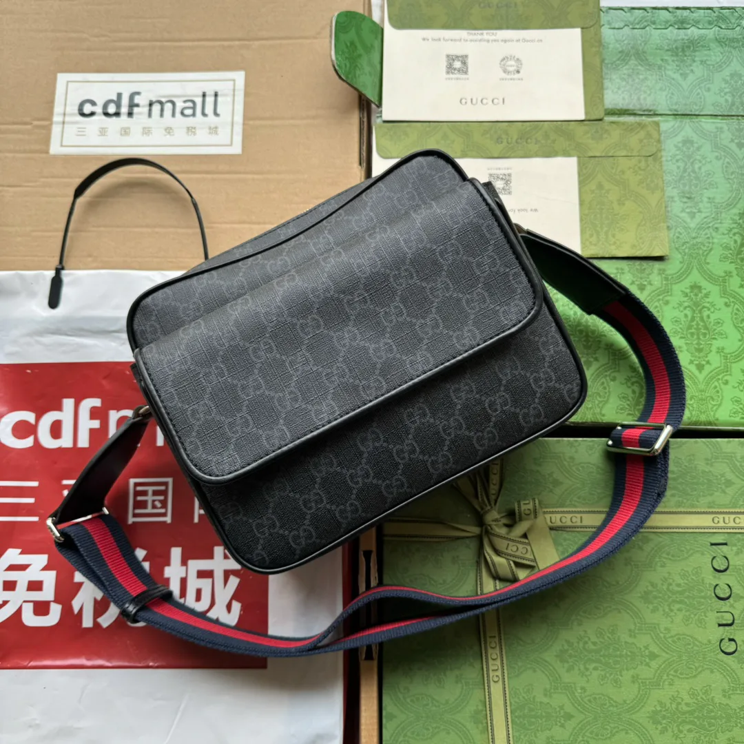 Women's Shoulder Bags GUCCI 17947652
