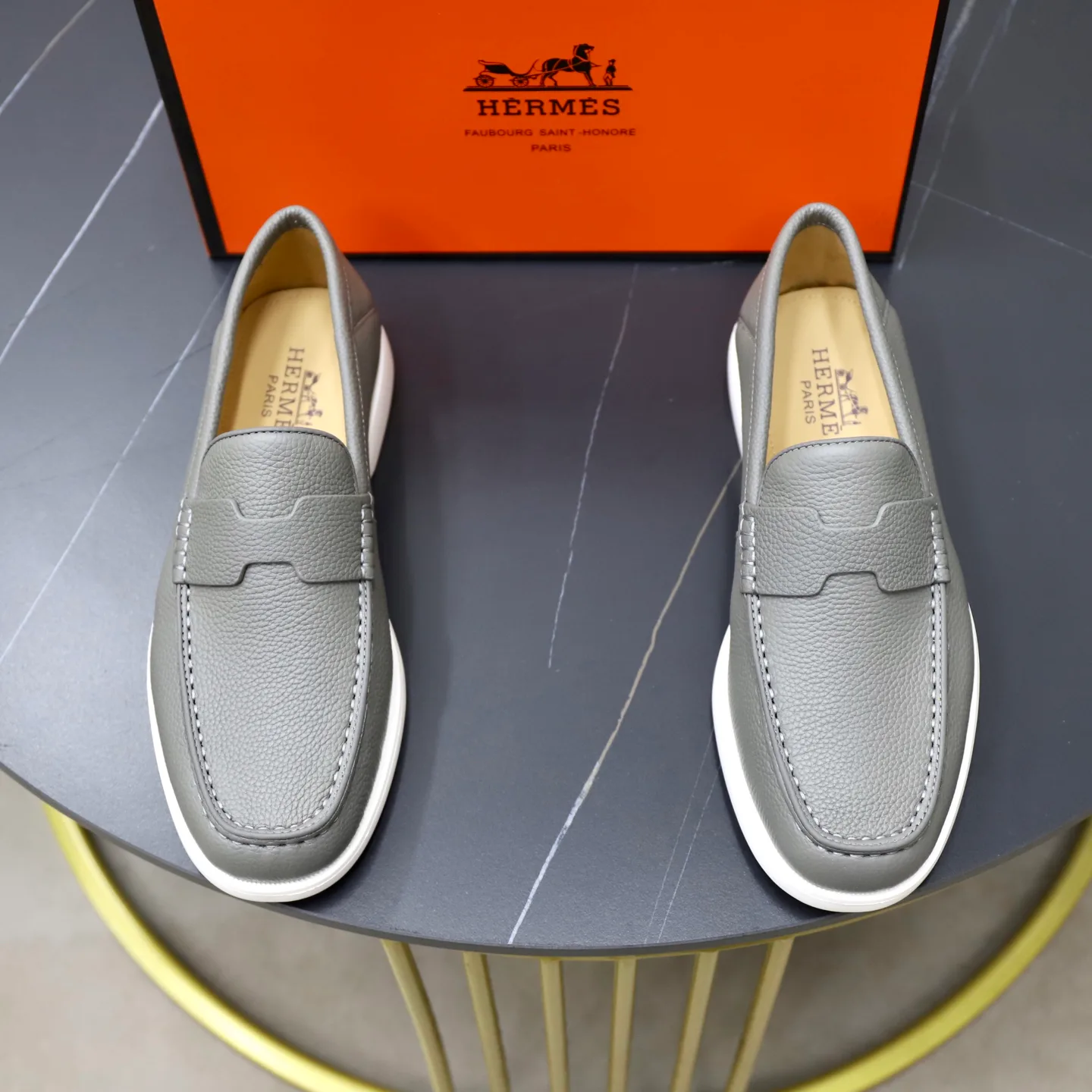 Men's Loafers And Dress Shoes HERMES 18103081