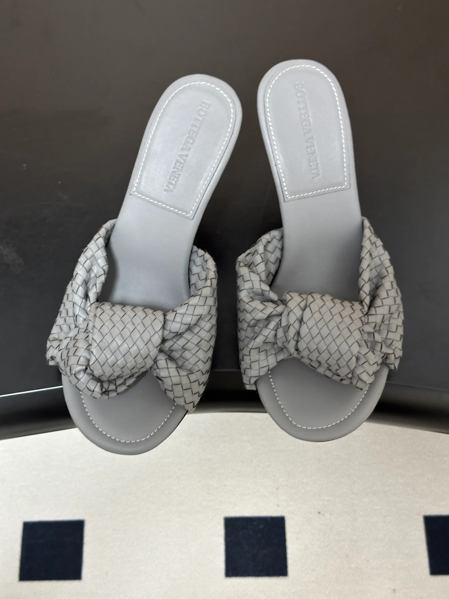 Women's Mules And Clogs BOTTEGA VENETA 17480735