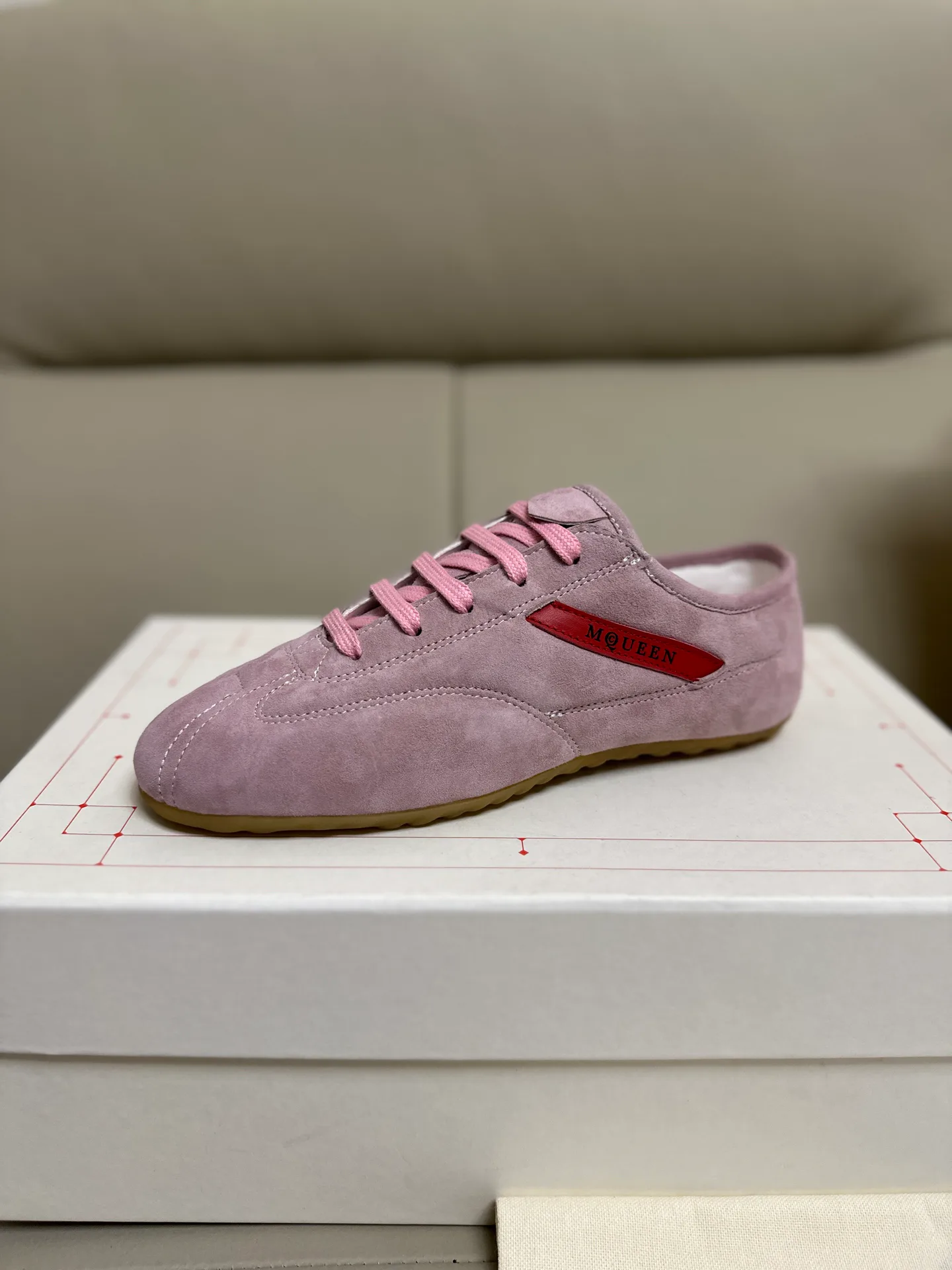 Кроссовки Женские Alexander Mcqueen 18616733