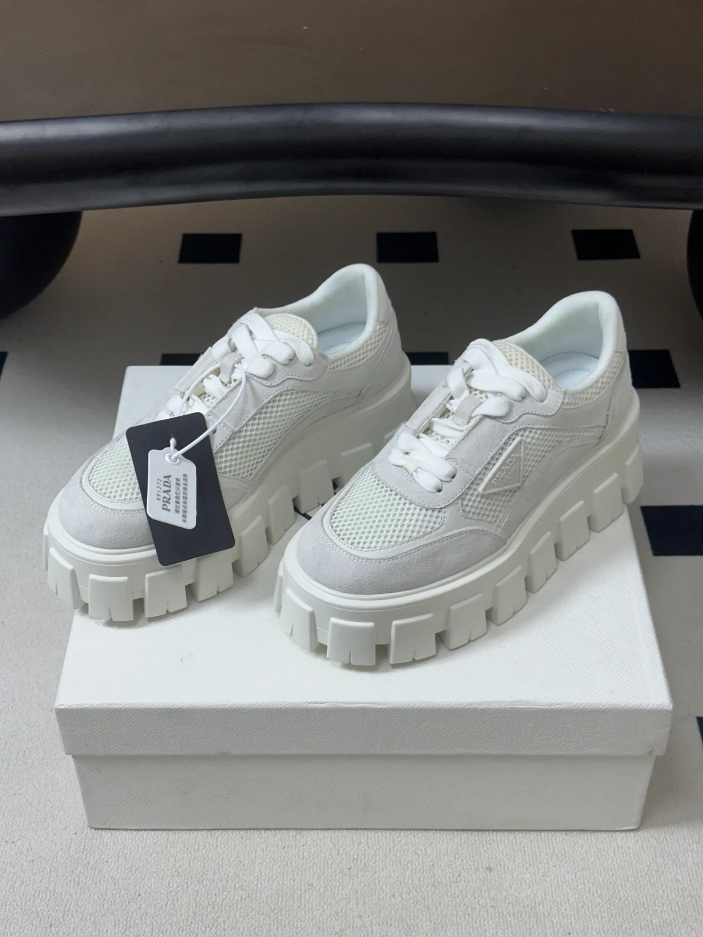 Women's Sneakers PRADA 18049584