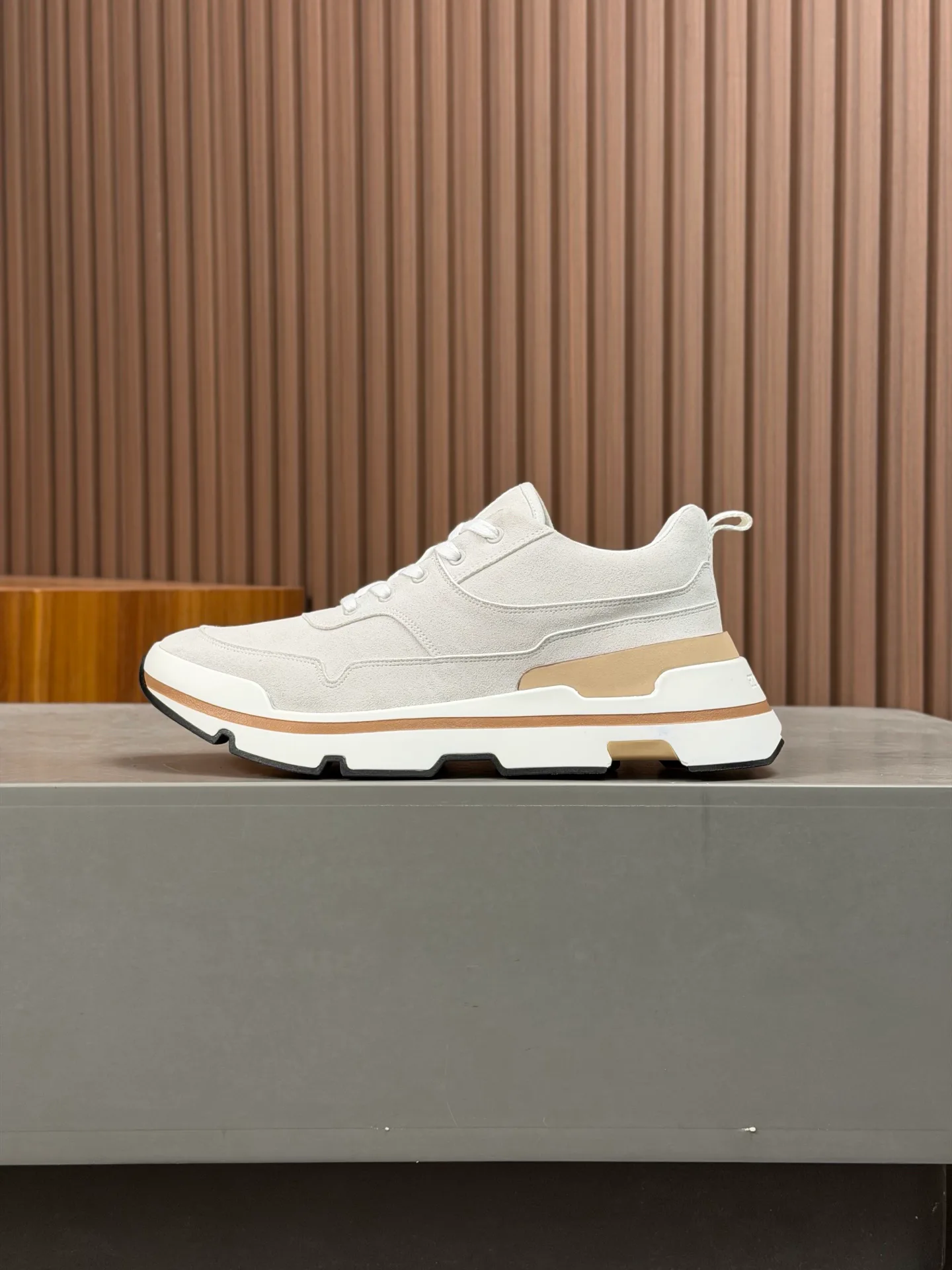 Men's Sneakers HERMES 18116575