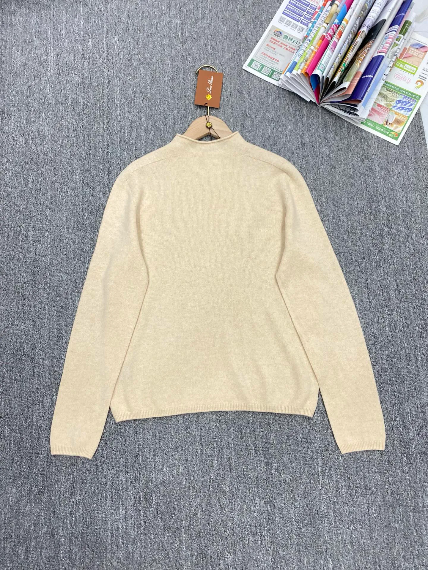 Women's Jumpers And Sweaters LORO PIANA 18215166