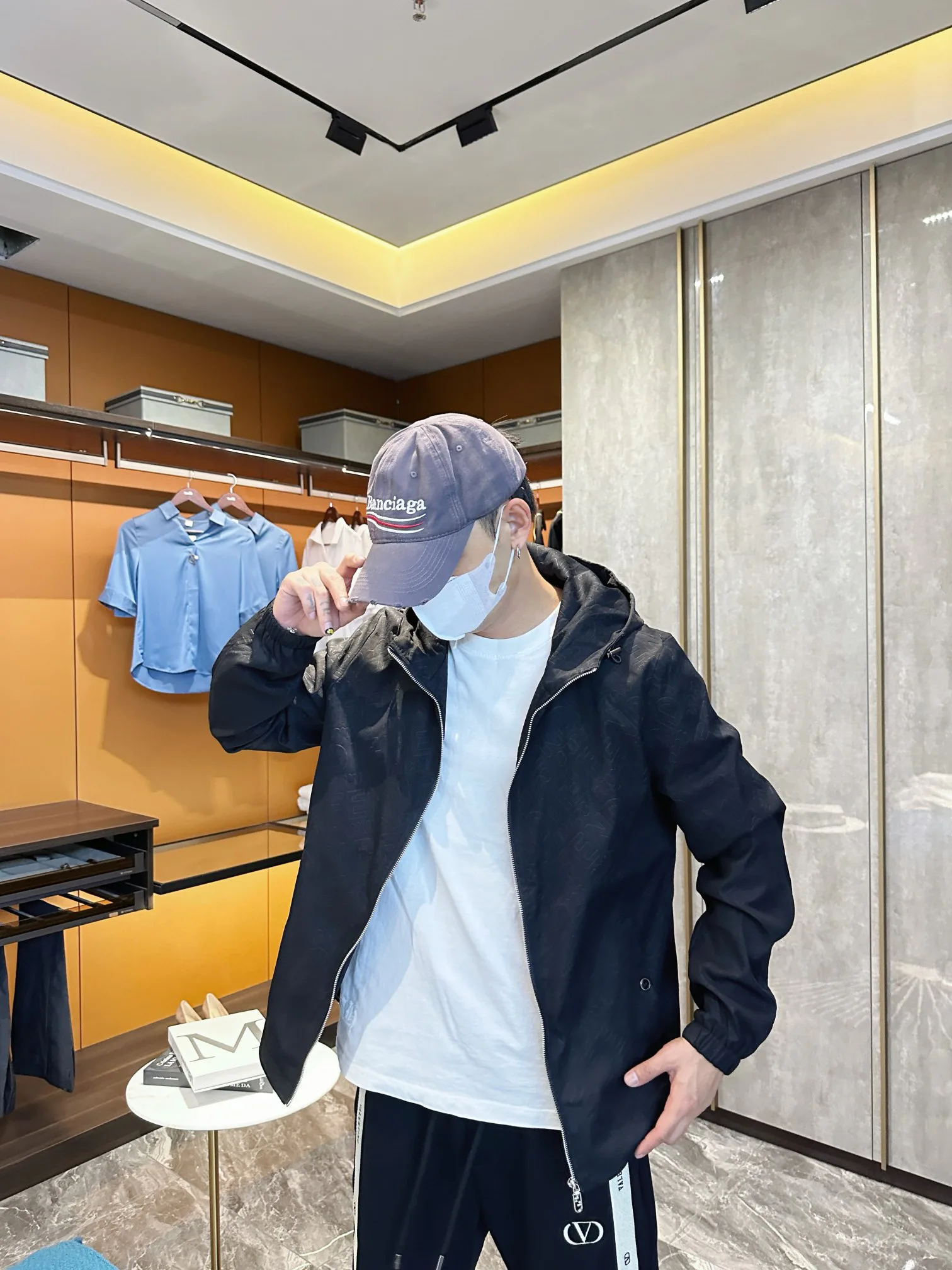 Men's Jackets And Down Jackets FENDI 18197292
